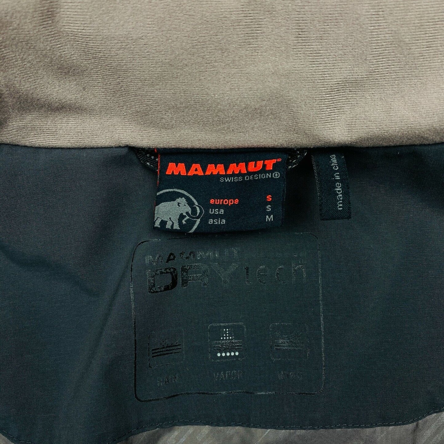 MAMMUT Dark Grey Soft Shell Ski Jacket Size S