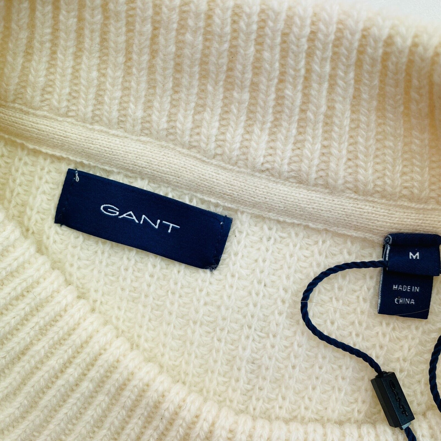 GANT Pull à col rond en laine beige côtelé Taille M