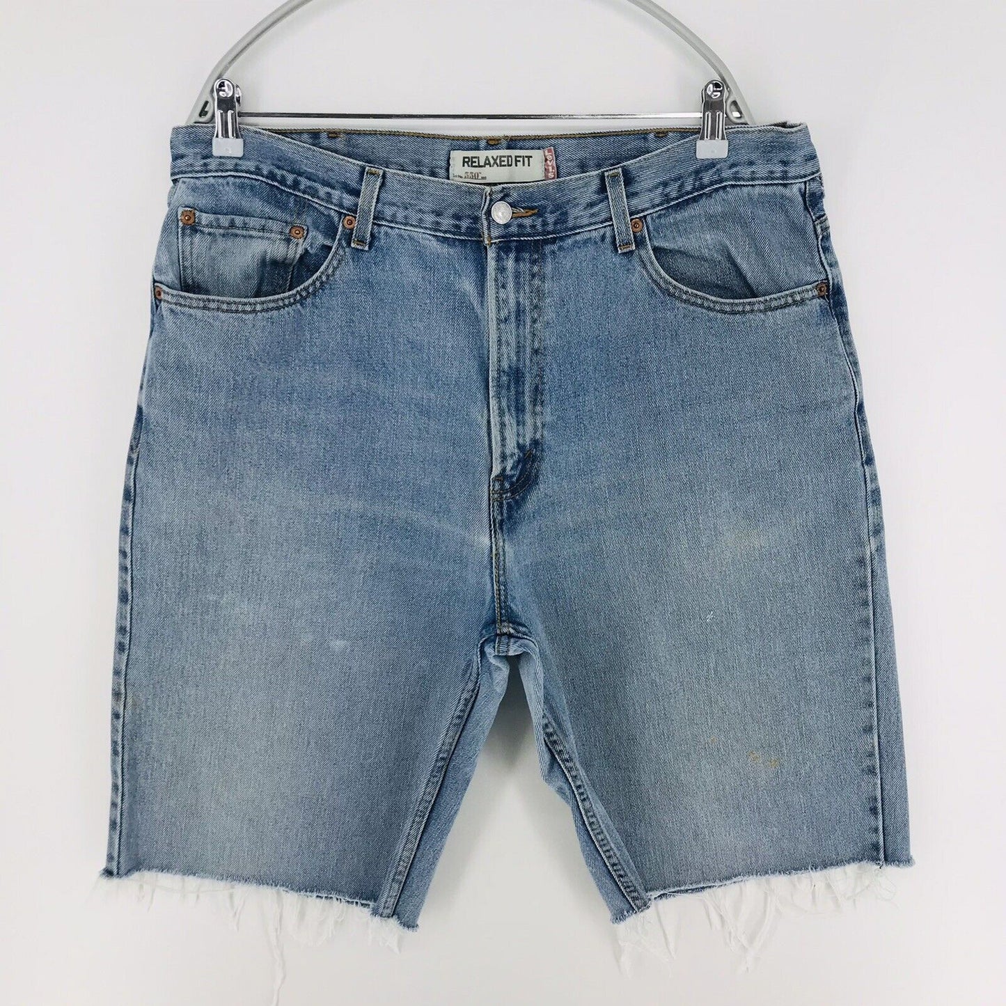 Vintage Levi's 550 Maßanfertigung Blaue Cut-Off Jeans Shorts Entspannte Passform W38