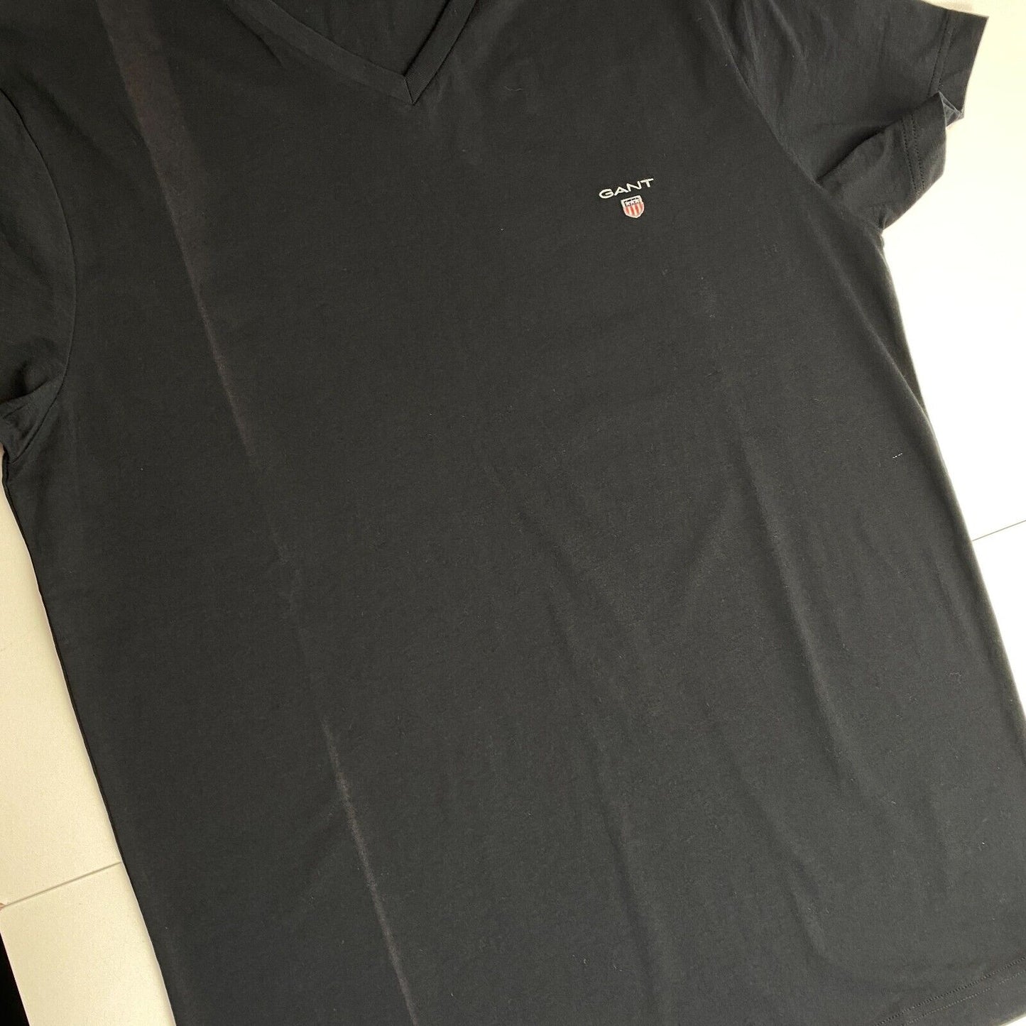 GANT Men Black Original Slim Fit V Neck Short Sleeves T Shirt Size L