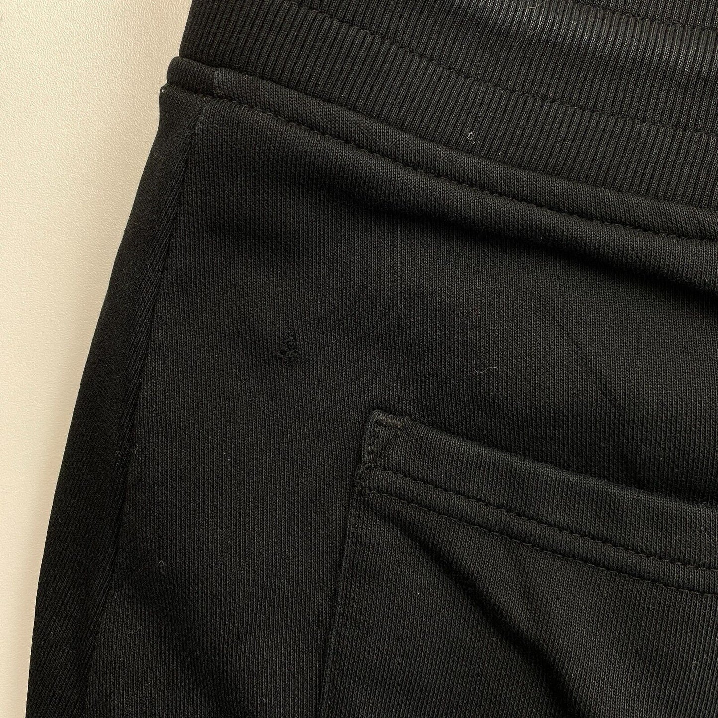 GANT Black Archive Shield Pantalon de survêtement Pantalon Taille L