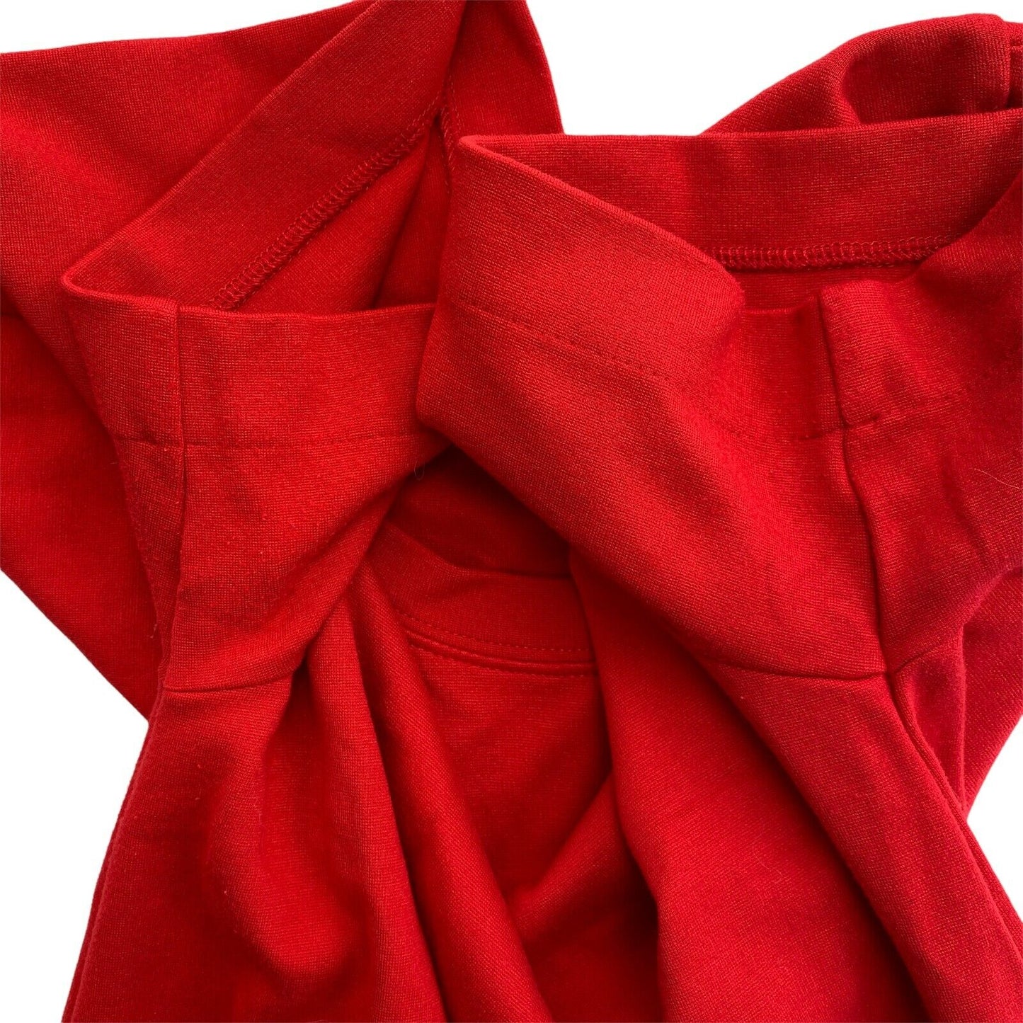 GANT – Jerseykleid mit kurzen Ärmeln und Volant-Detail, Rot, Größe M