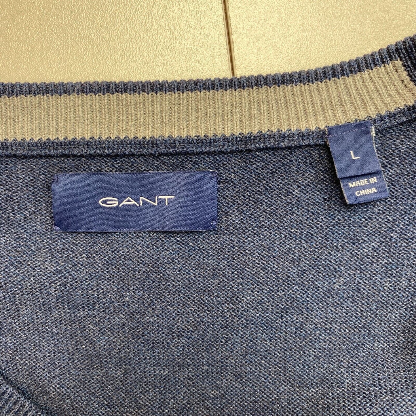 GANT Navy Blue V Neck 100% Cotton Jumper Sweater Size L