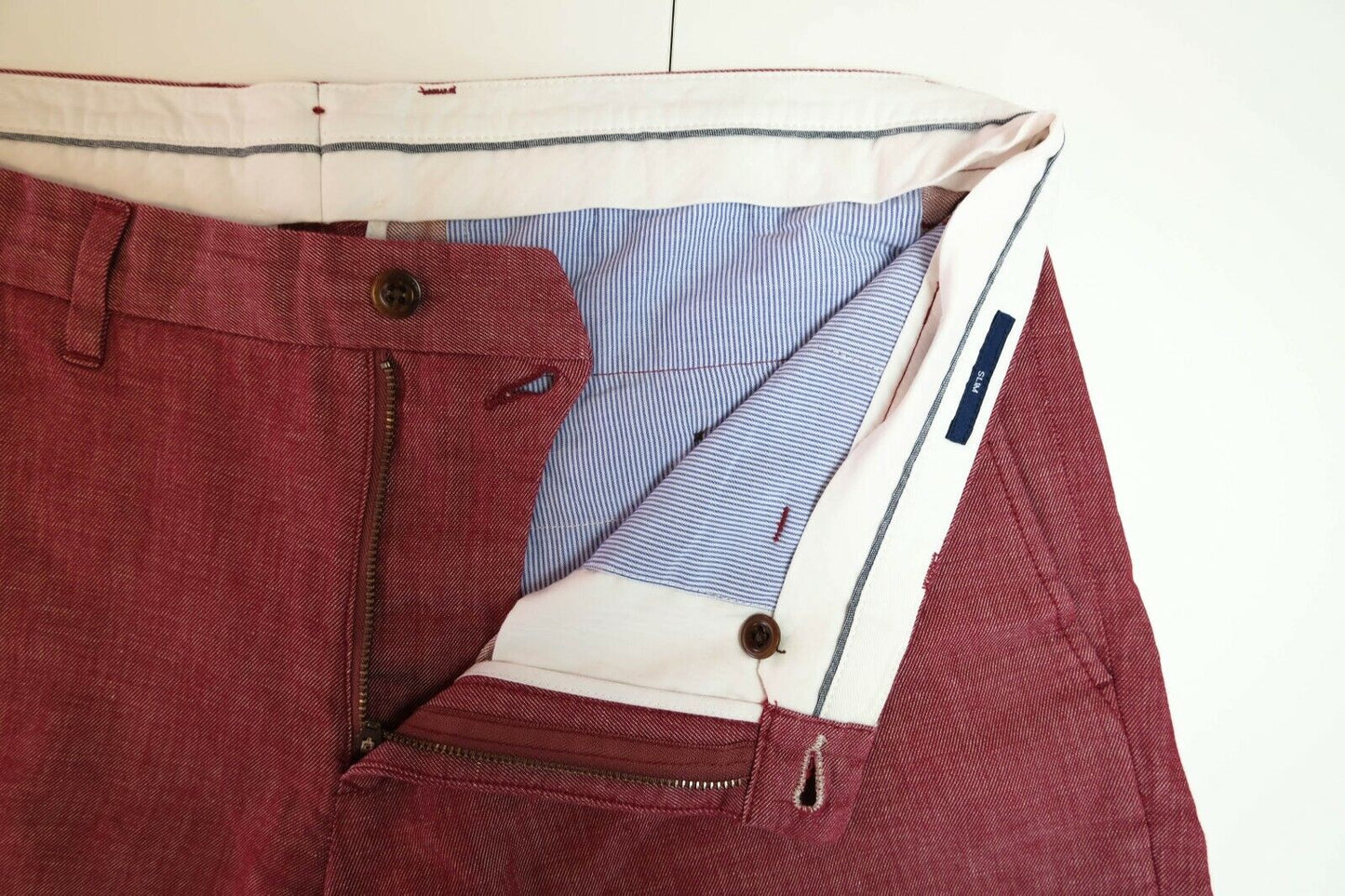 GANT Red Slim Fit Chino Shorts Size EU 50 UK/US 40 EU 52 UK/US 42 EU 54 UK/US 44