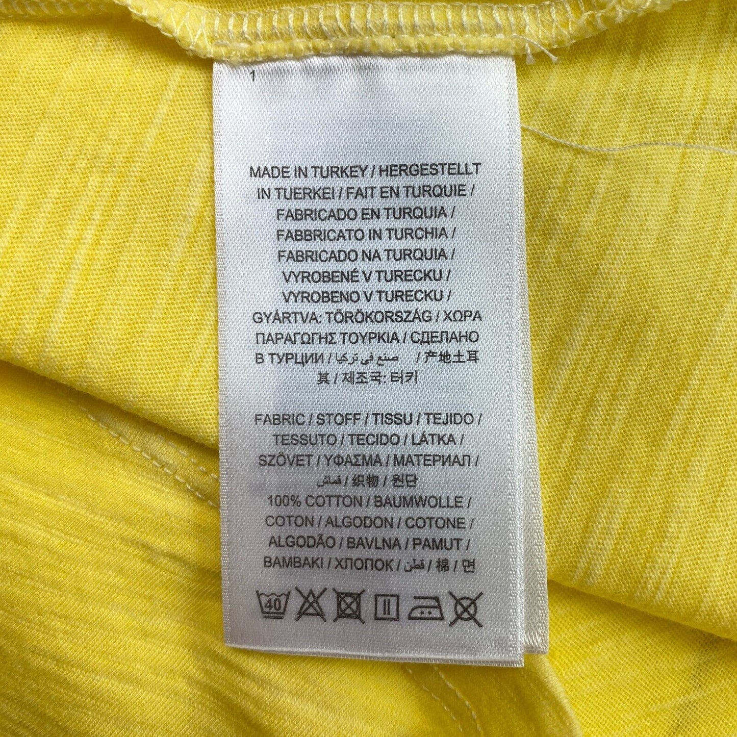 GANT T-shirt jaune délavé à col en V Taille S