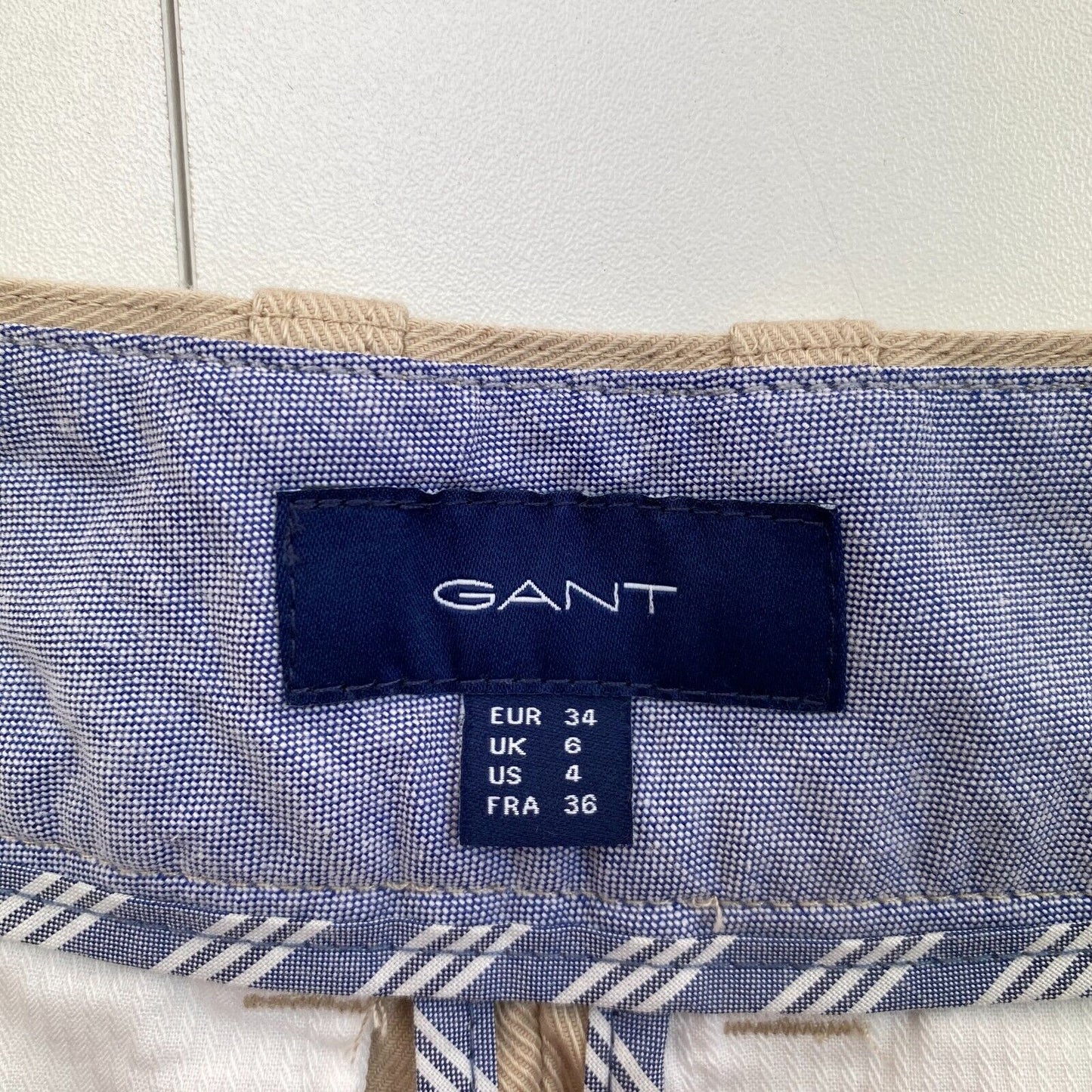 GANT Brown High Waisted Crest Embroidery Pleated Shorts Size EU 34 UK 6 US 4