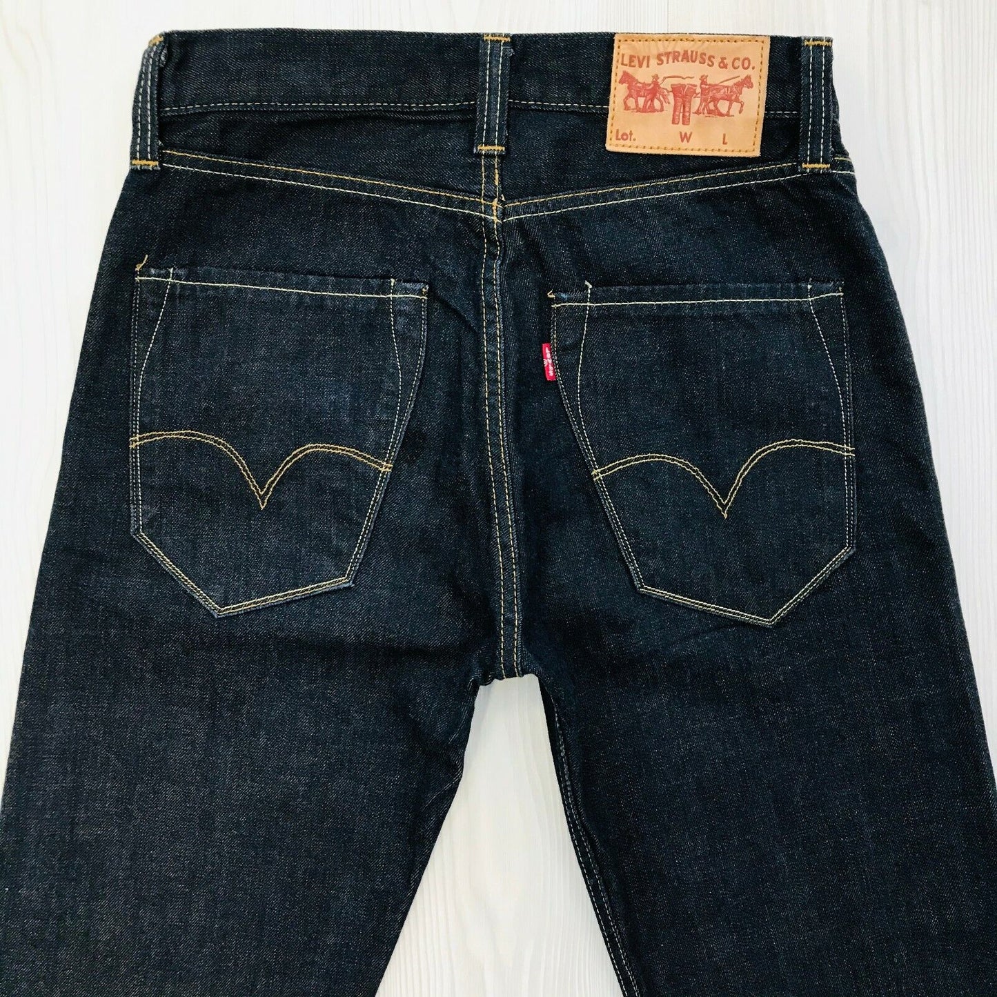 Levi's Women's Dark Blue Straight Standard Regular Jeans Size W27 L32