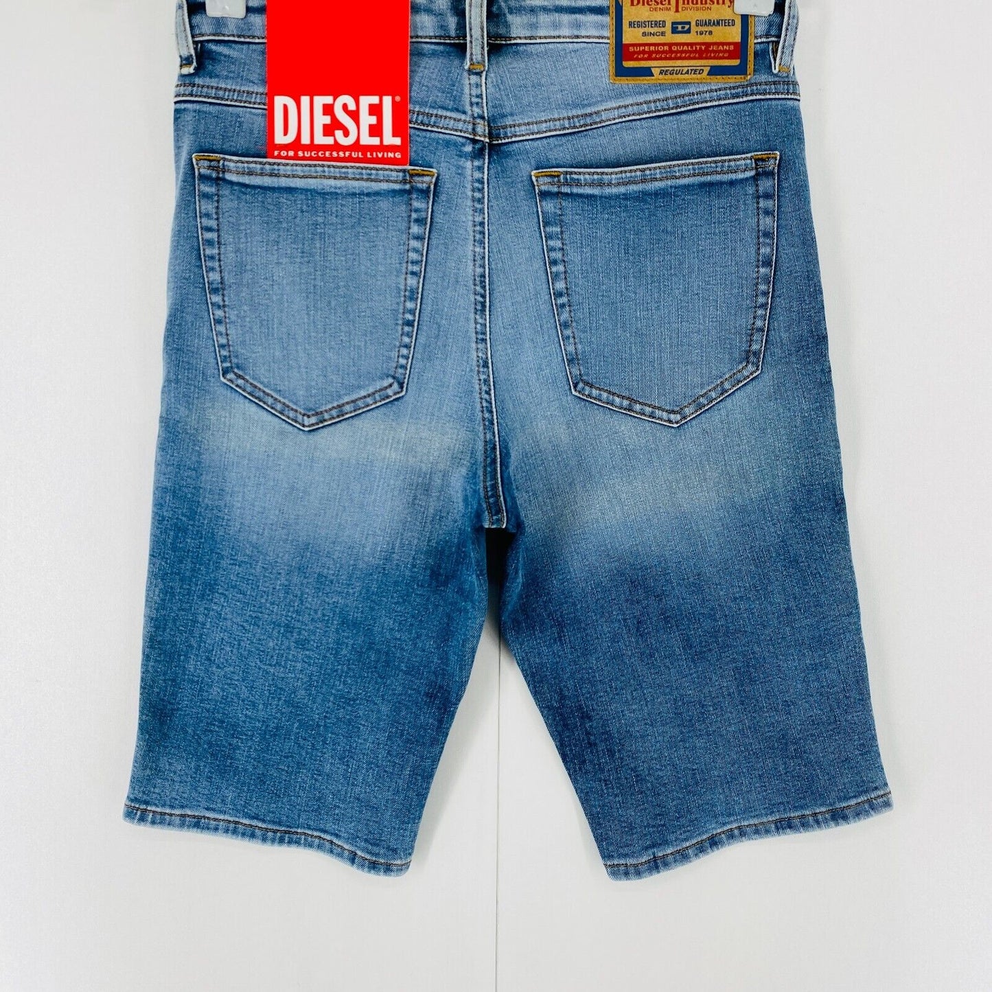 Diesel DE-GINNY Women Blue Slim Fit Denim Shorts Size W27