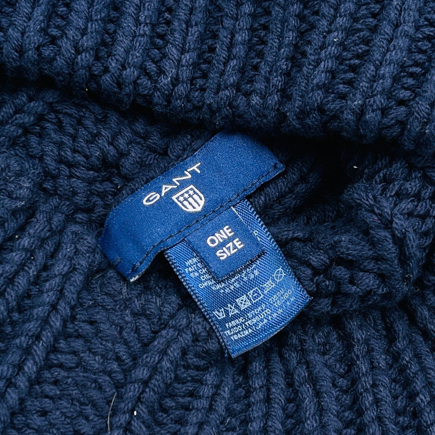 GANT Beanie-Mütze aus Baumwollmischung mit Zopfmuster, Dunkelblau, Einheitsgröße