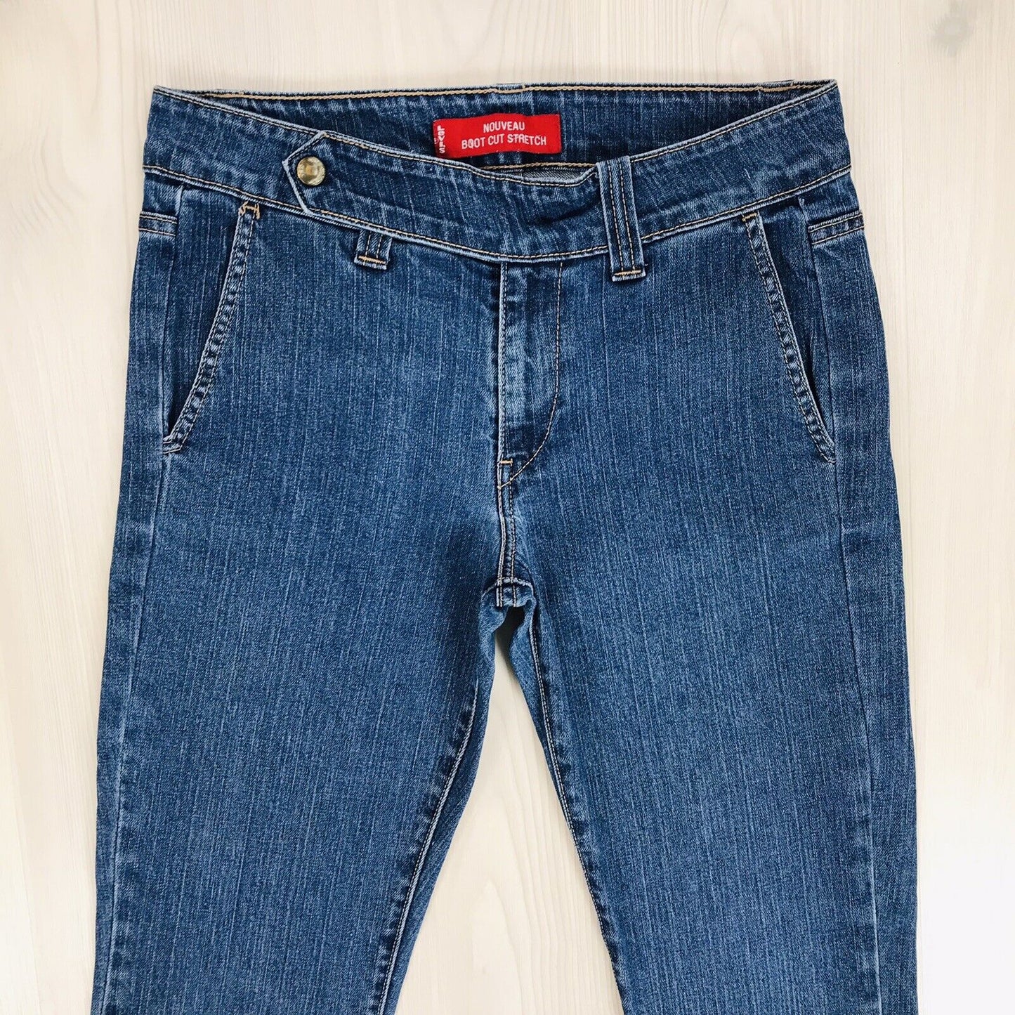 Vintage Levi's Women Blue Stretch Bootcut Fit Jeans Size 8 M / W30 L32