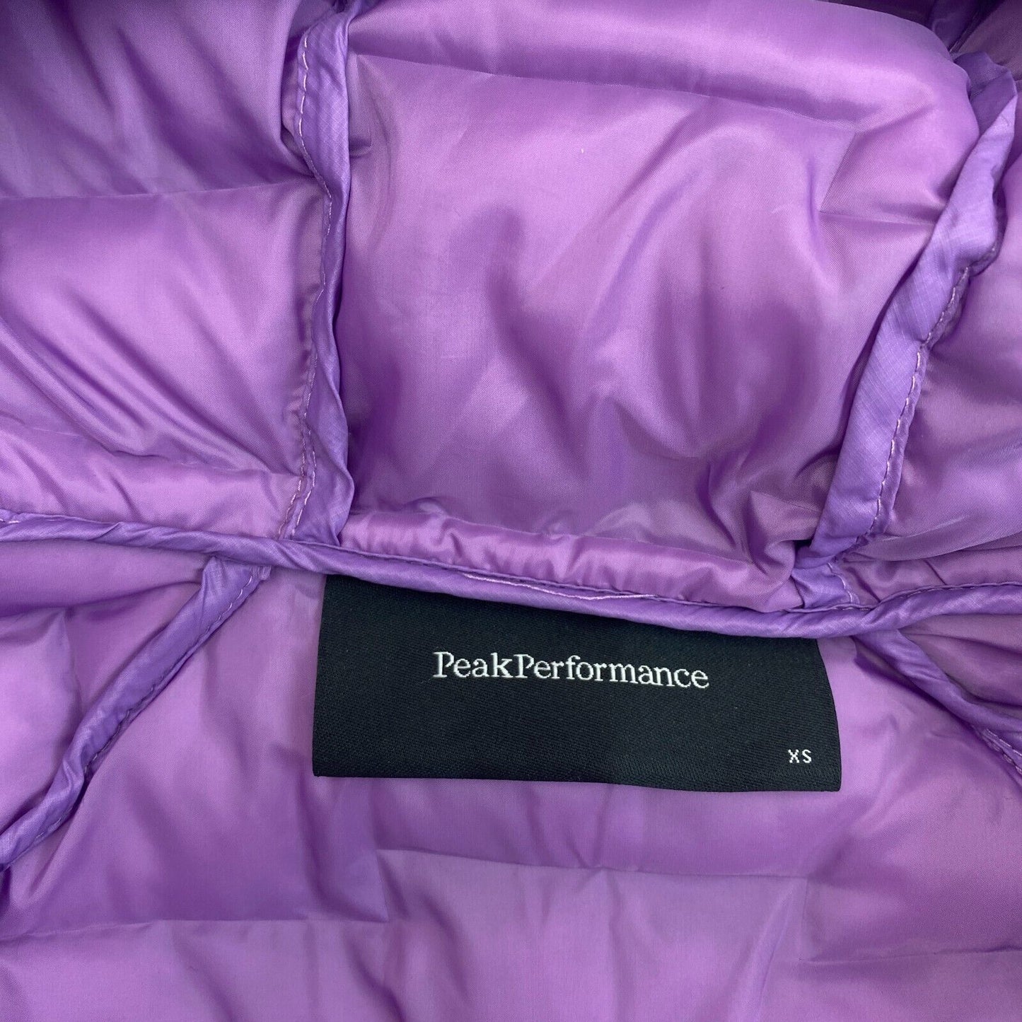 Peak Performance Women Purple Argon Light Hood Jacket Size XS