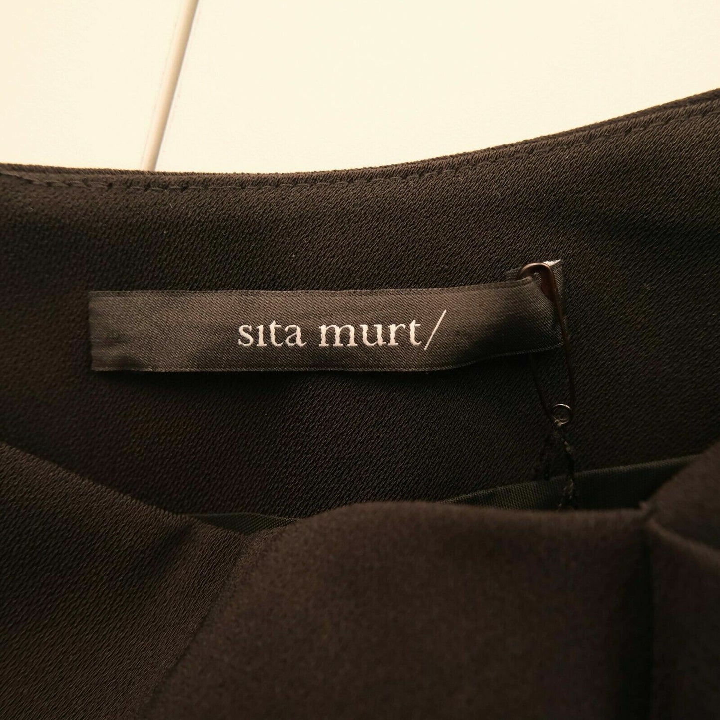 SITA MURT Black Crew Neck Long Sleeves Shift Dress Size 42 44