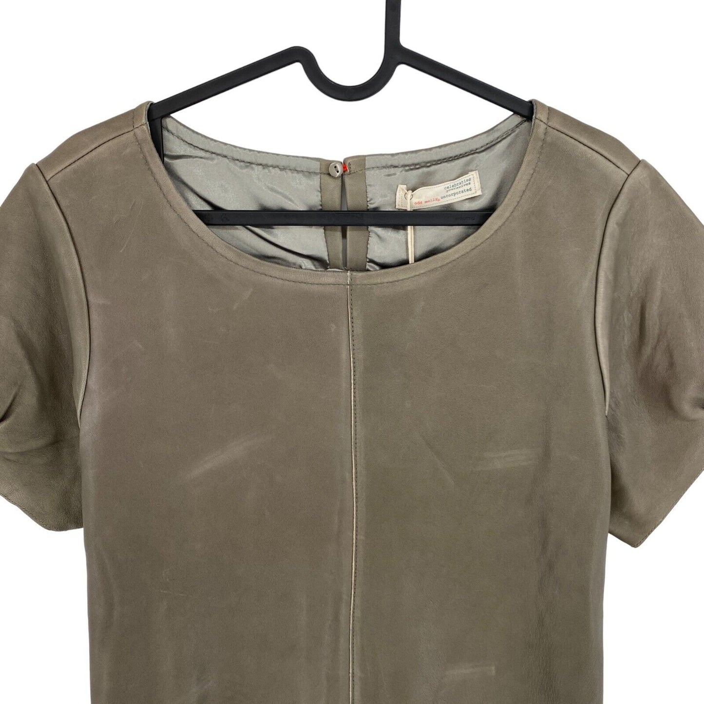 Odd Molly Greyish Brown 100% Cuir Manches Courtes Crew Neck Blouse Taille 2 / M