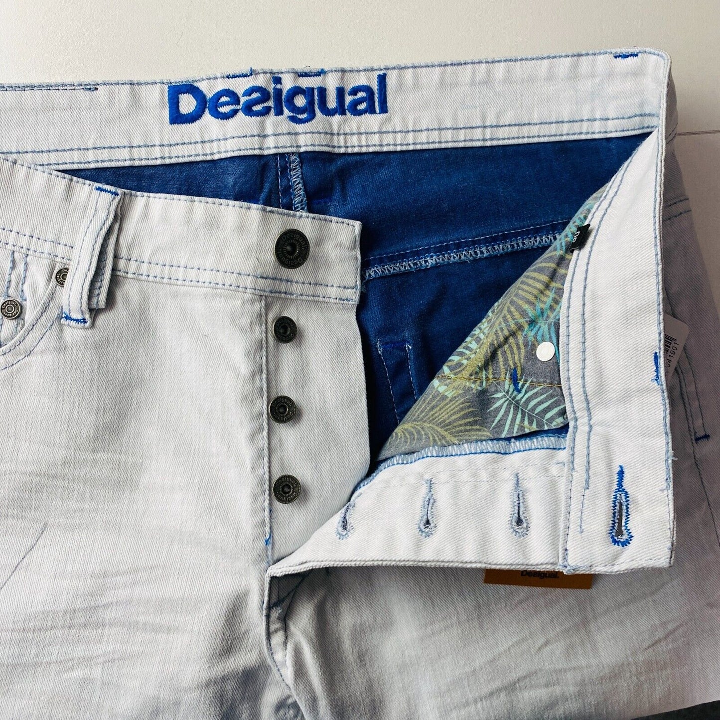 DESIGUAL Unisex Adult Light Blue Slim Fit Jeans Size W30 UK 12 IT 44