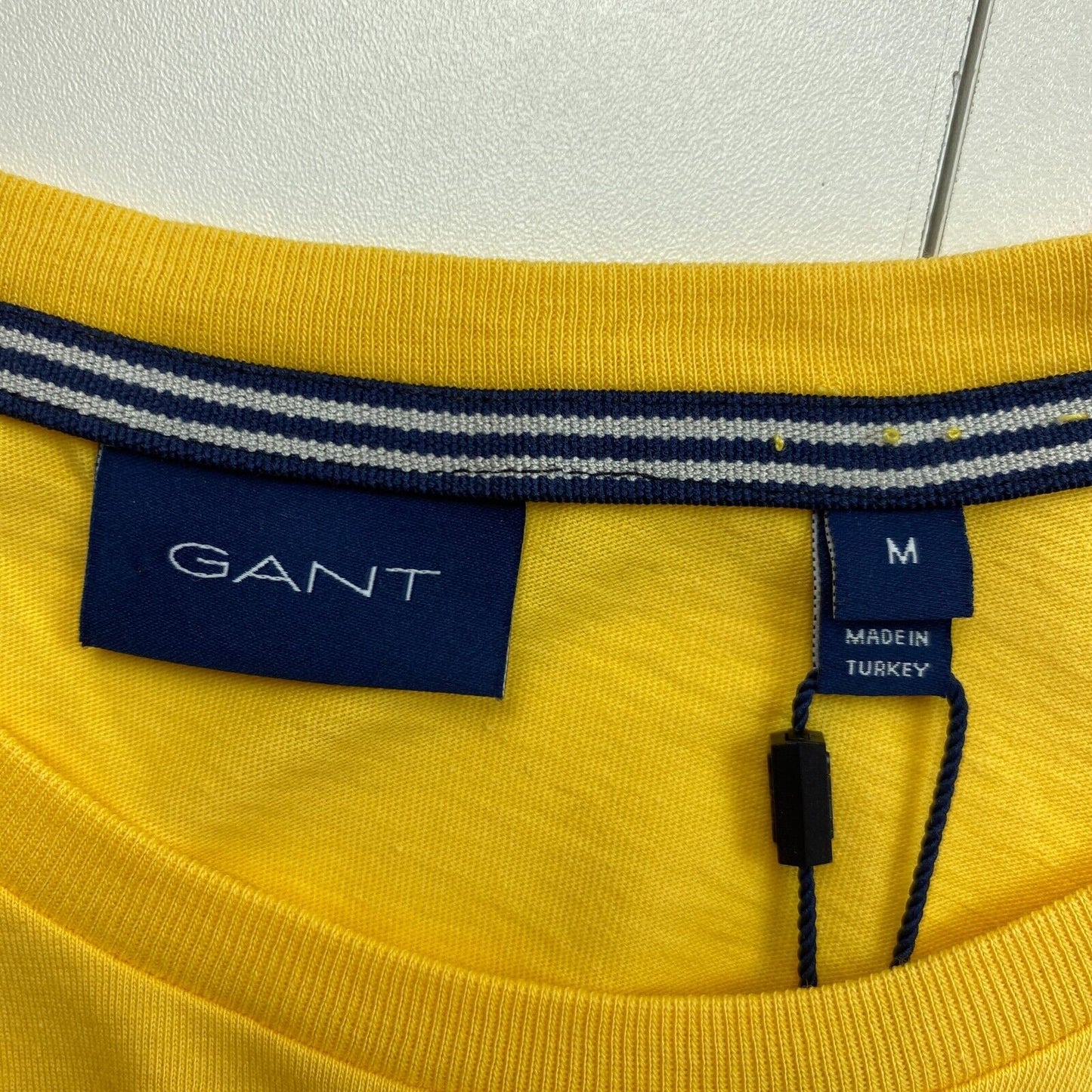 GANT T-Shirt mit Rundhalsausschnitt und Logo, Gelb, Größe M