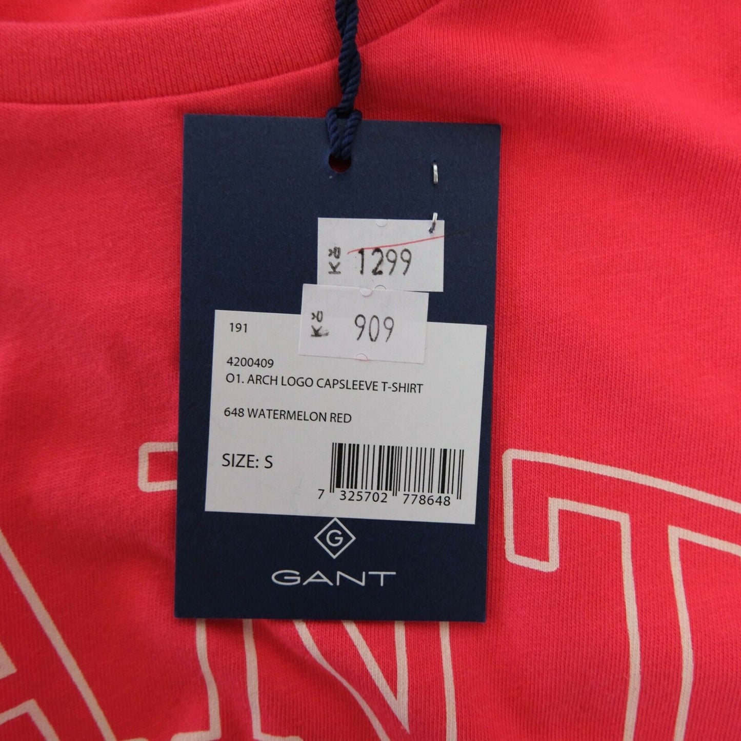 GANT Red Arch Logo T Shirt Size S