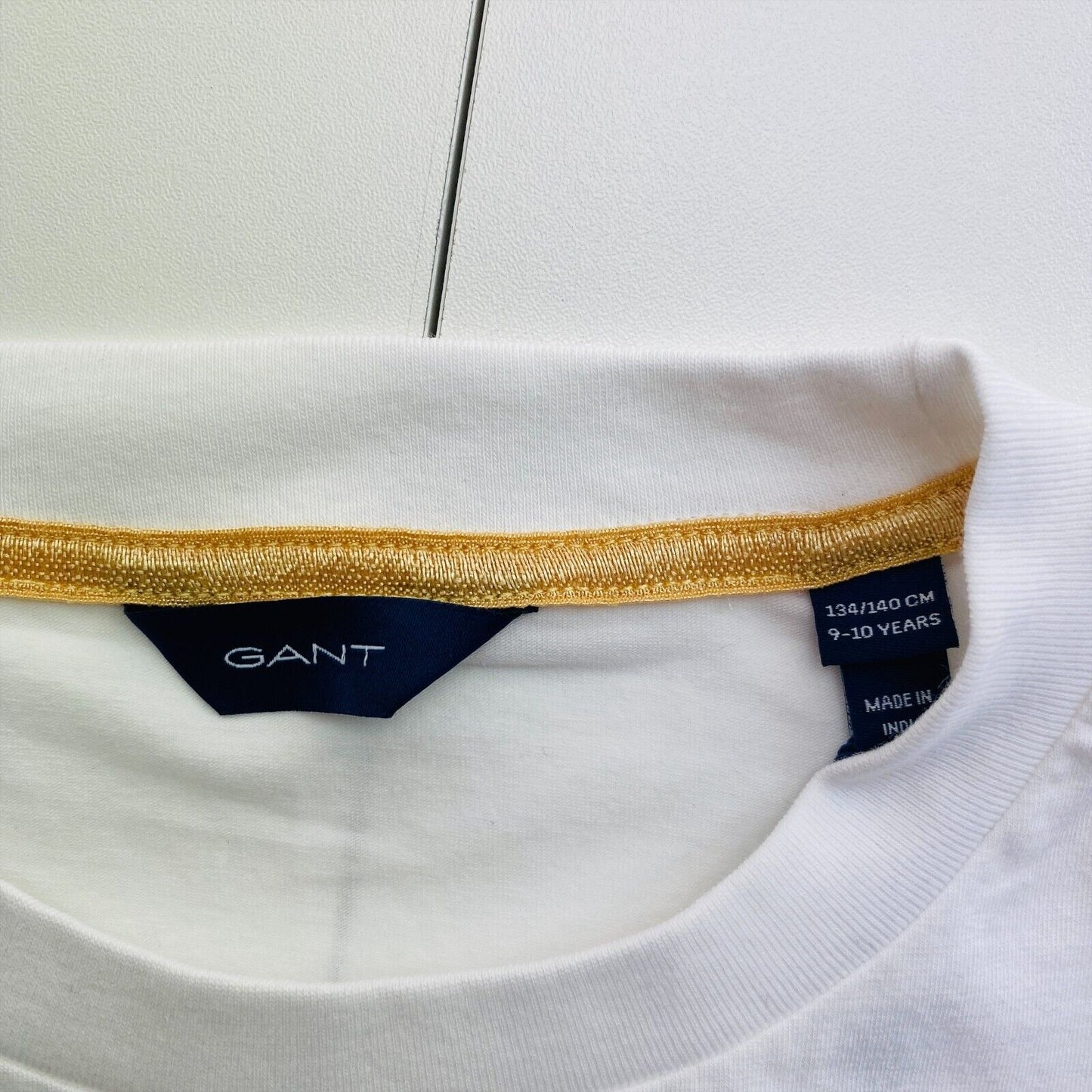 GANT Girls White Script Crew Neck T Shirt Size 9 - 10 Years 134/140 cm