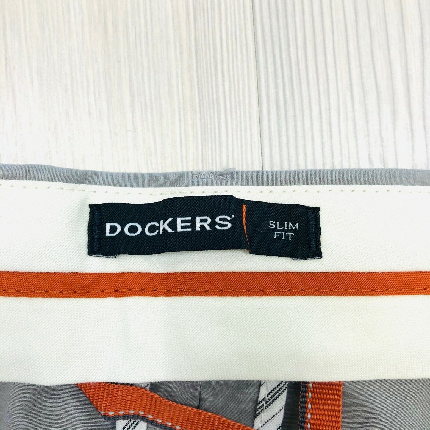 DOCKERS Marina Collection The Chino Slim Flyweight Graue Hose W40 L32