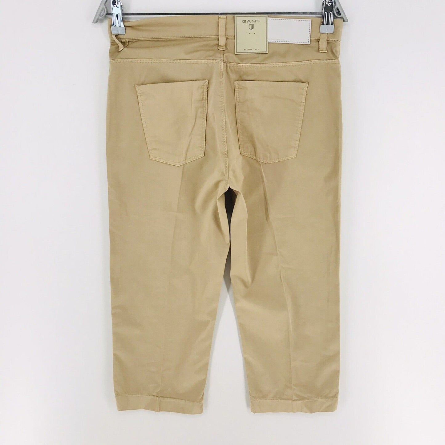 €135 GANT AMY Women Beige Normal Waist Regular Fit Narrow Leg Chino Shorts W28