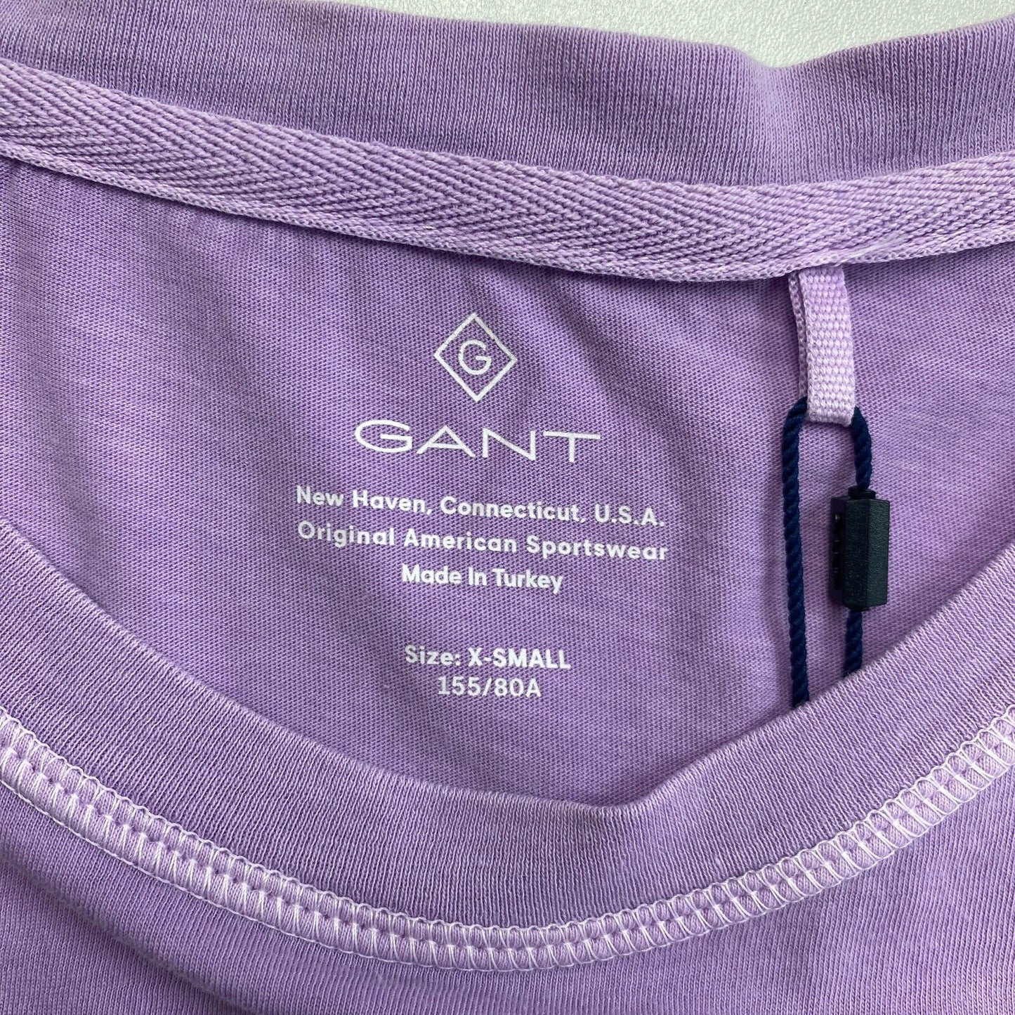 GANT Lila Kurzarm-T-Shirt mit Rundhalsausschnitt, Größe XS