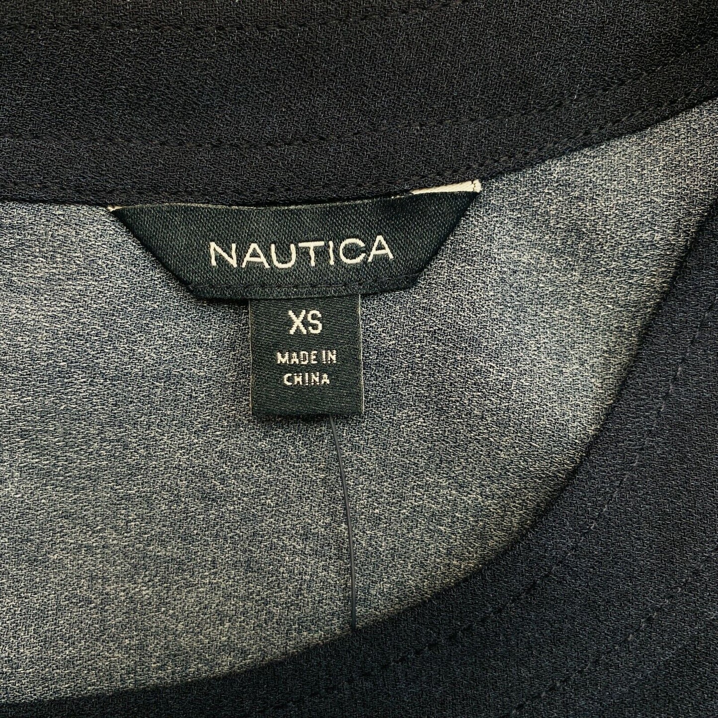 NAUTICA Marineblau gestreifte Bluse mit langen Ärmeln und ausgestelltem Rundhalsausschnitt, Größe XS