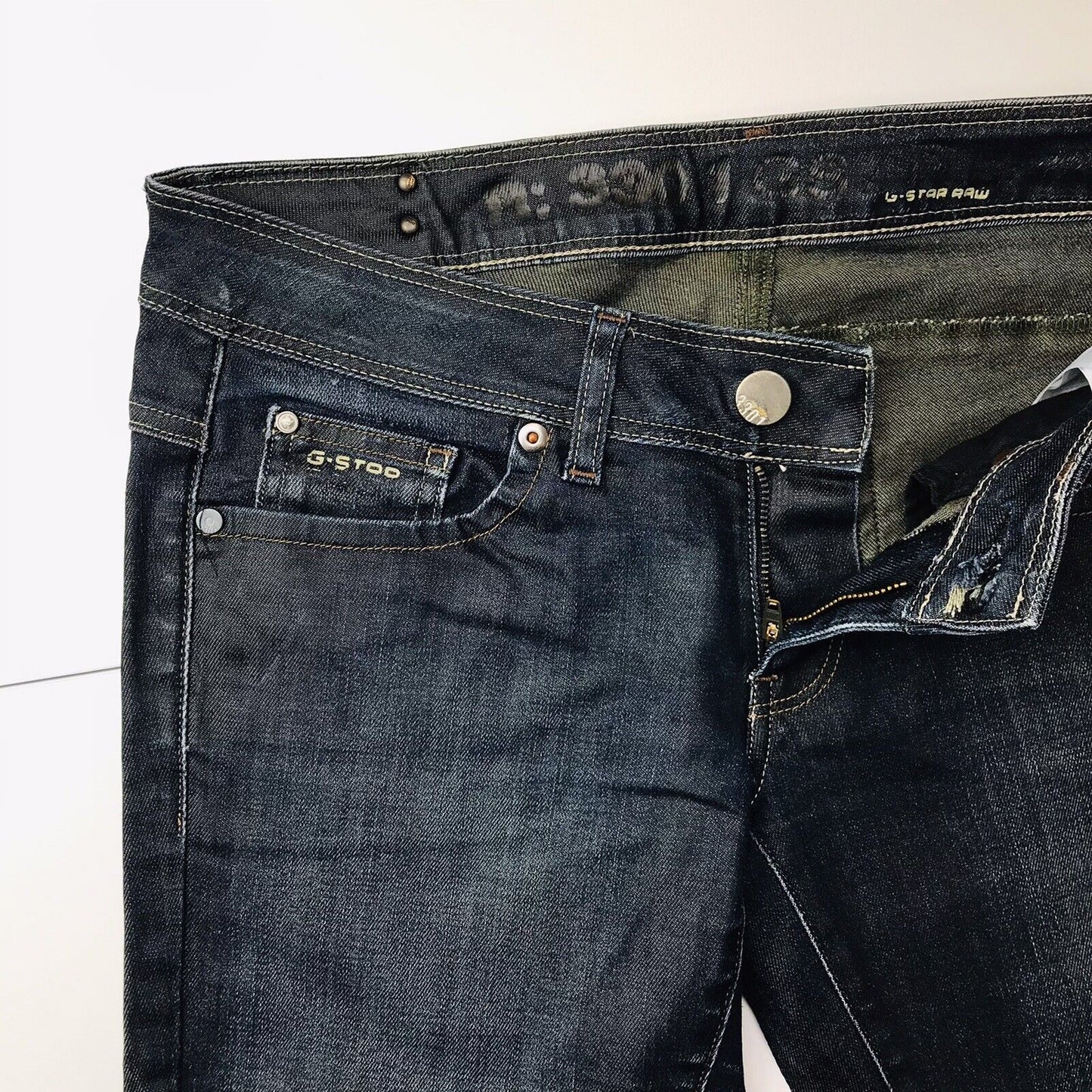 G-STAR RAW NEW REESE Damen Jeans in Dunkelgrau Regular Straight Fit Größe W29 L34