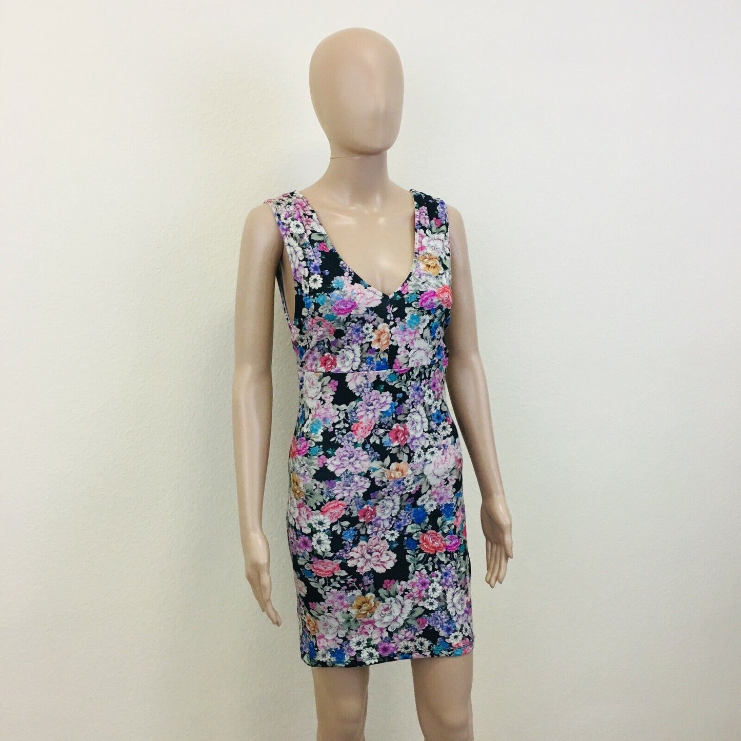 PULL&BEAR Flowered Ladies Sleeveless Dress Size M