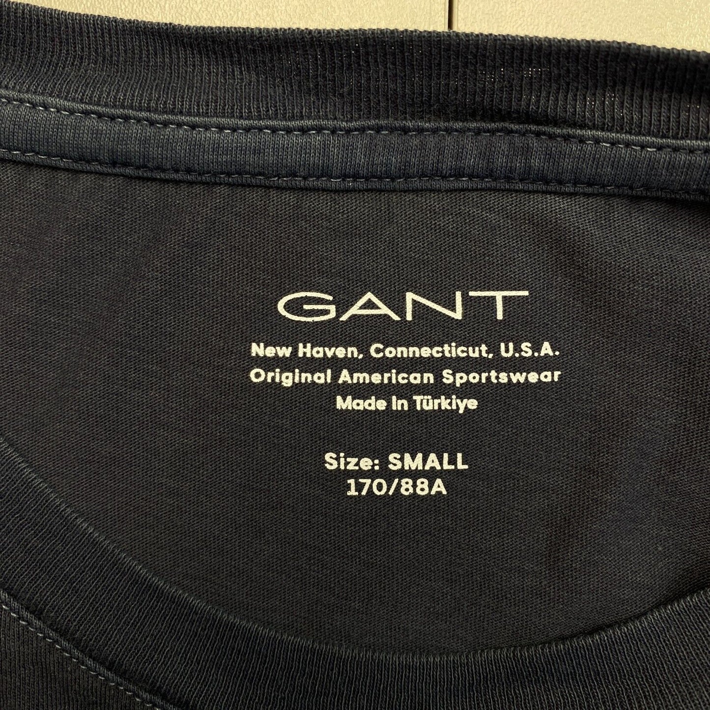 GANT Men Navy Blue Sun Faded Crew Neck Short Sleeve T Shirt Size S