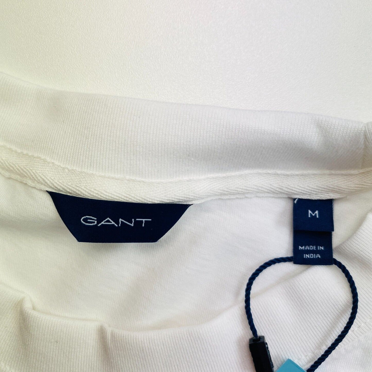 GANT White Icon G Essential Crew Neck T Shirt Size M