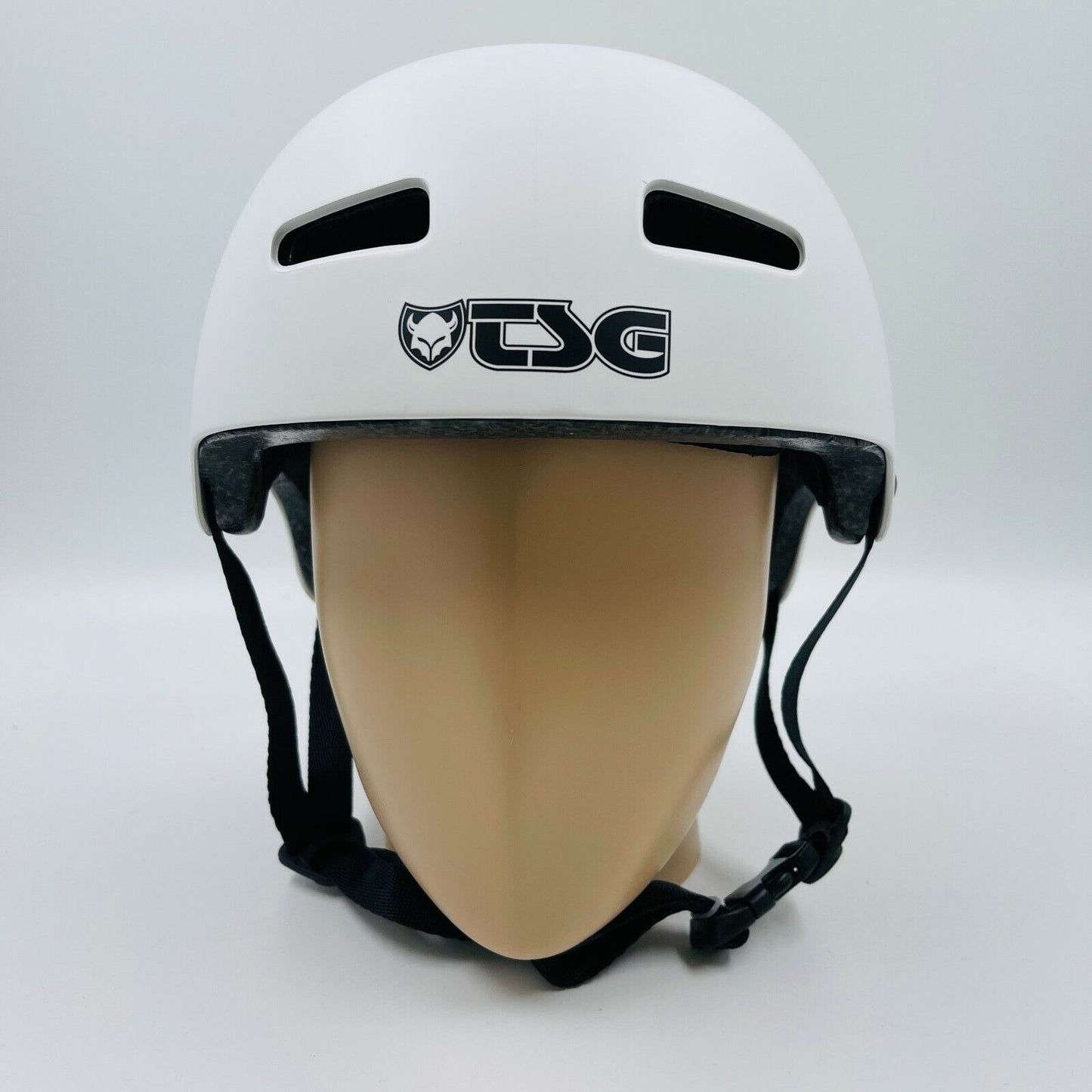 TSG Evolution White Skateboarding BMX Helmet Size XXL 59 - 61 cm