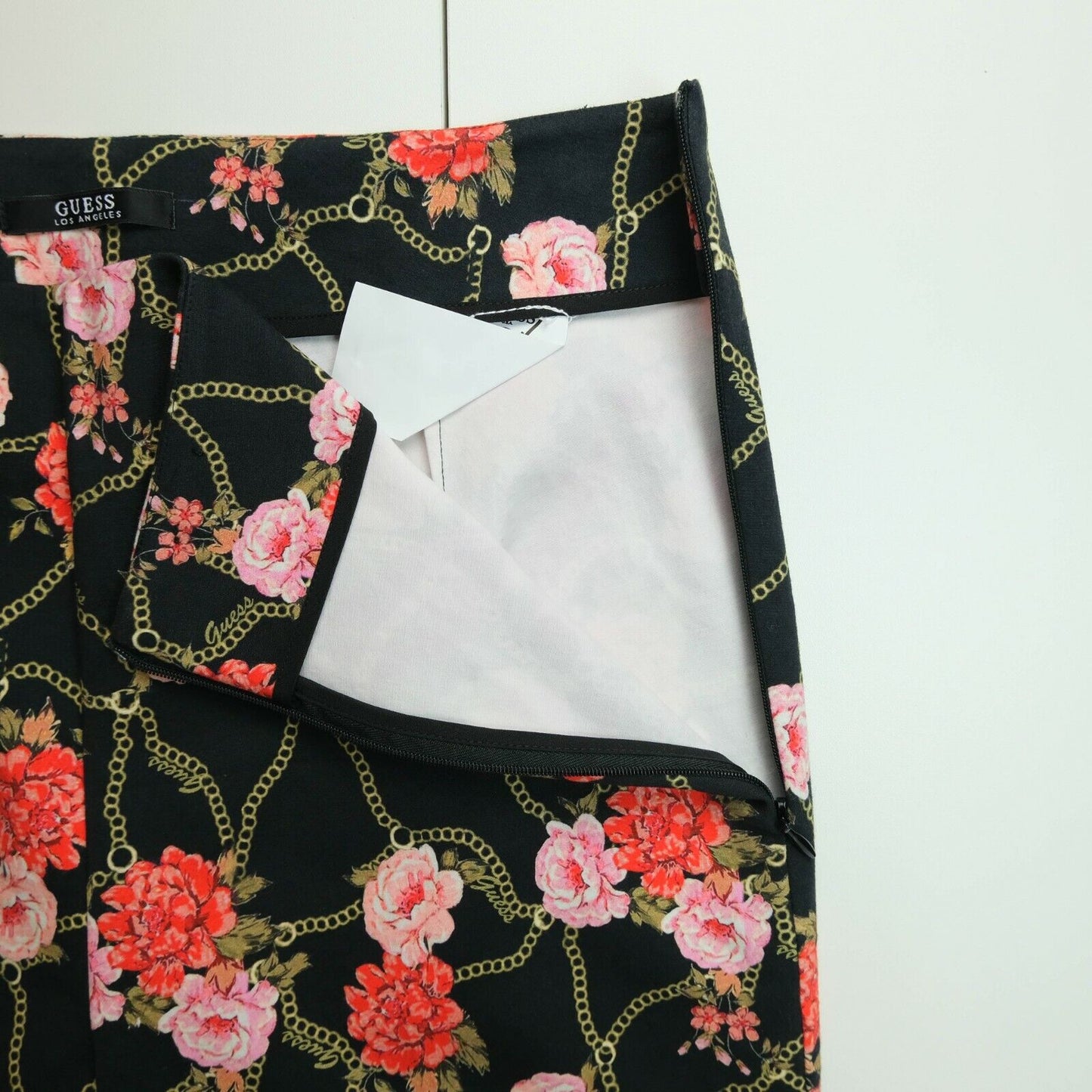 GUESS Black Floral Print Pants Trousers Size 38