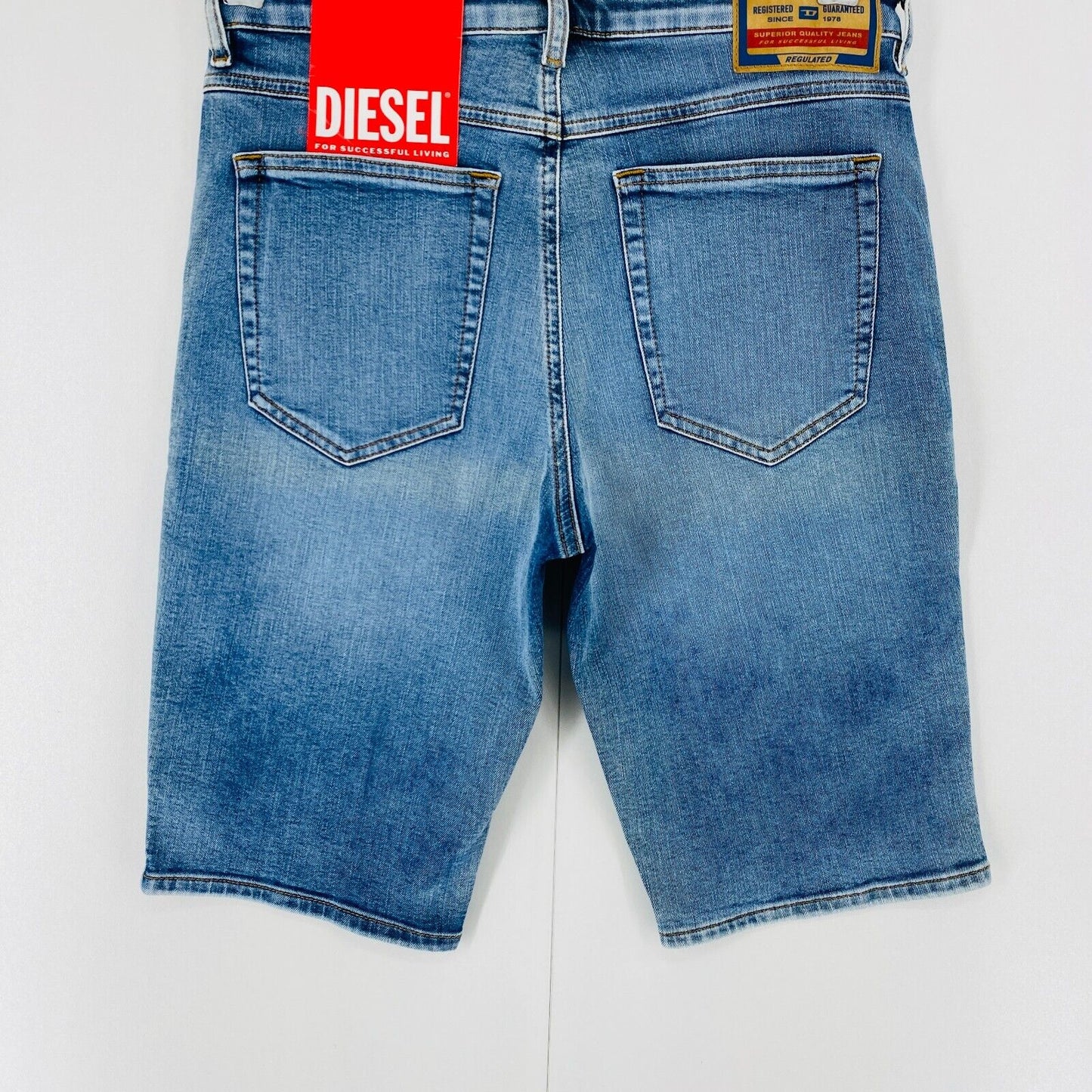 Diesel DE-GINNY Women Blue Slim Fit Denim Shorts Size W30