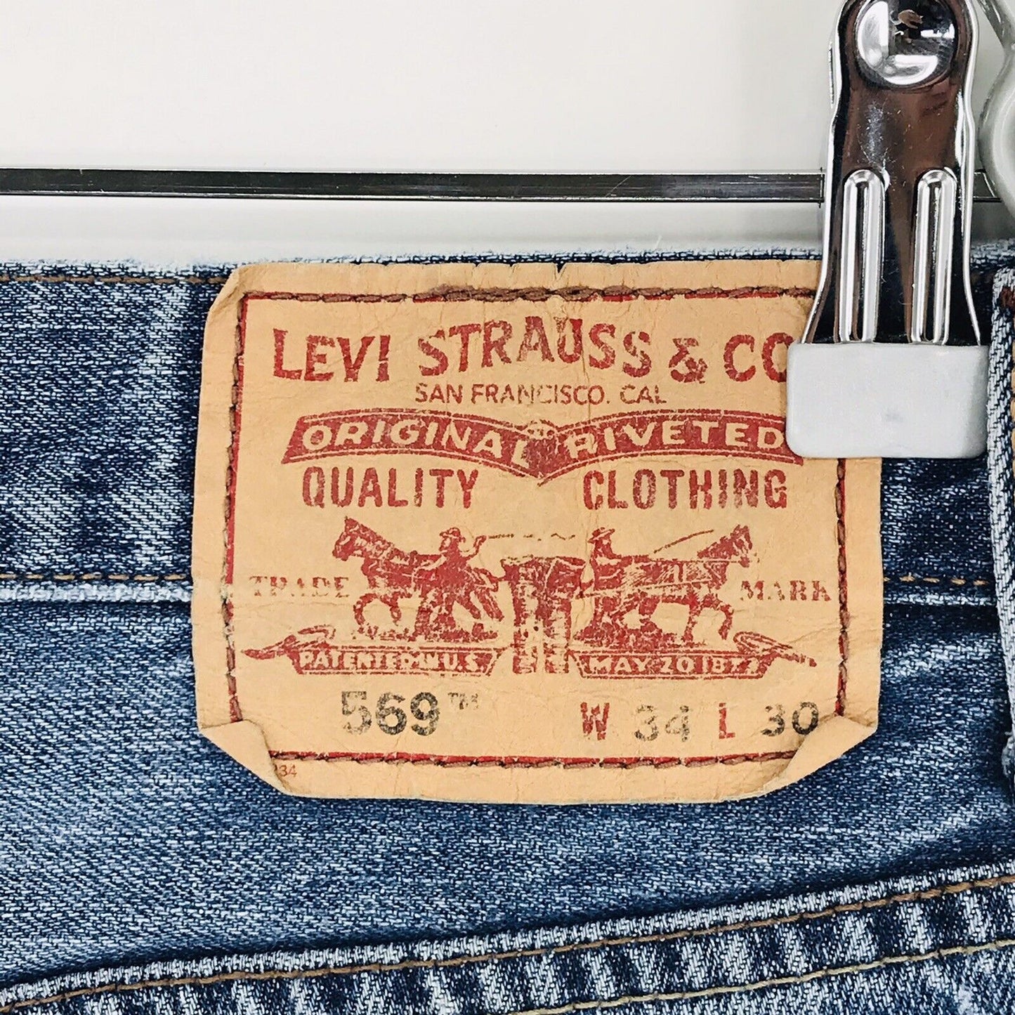 Vintage Levi's 569 Custom Made Blue Loose Straight Fit Cut-Off Denim Shorts W34