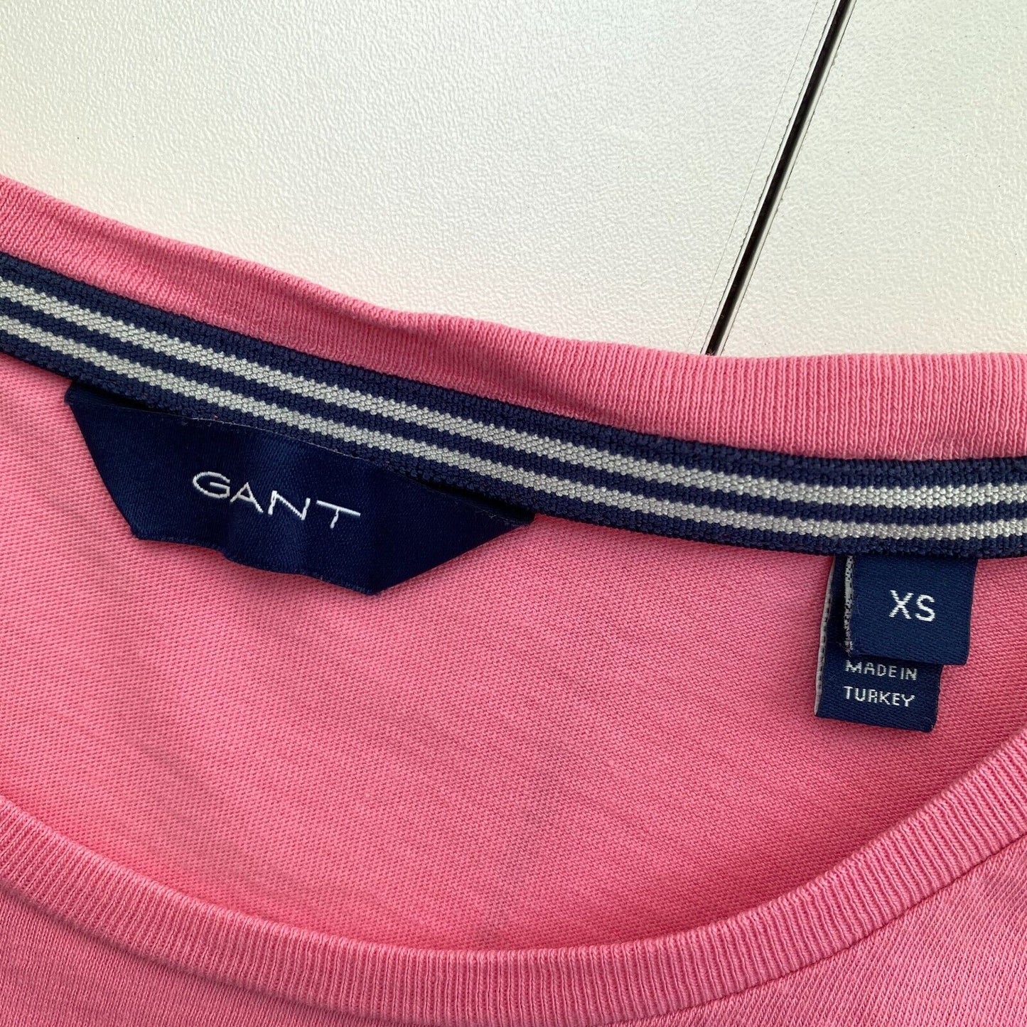 GANT Pink Rose  Logo Crew Neck T Shirt Size XS