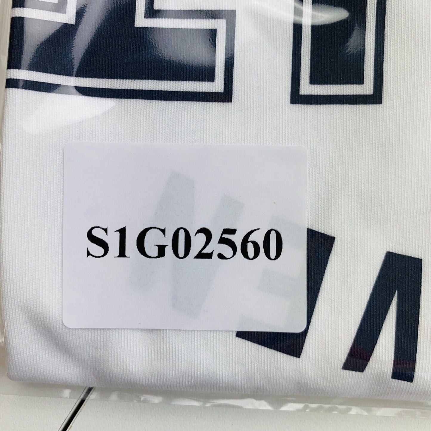 GANT White Logo Crew Neck T Shirt Size S