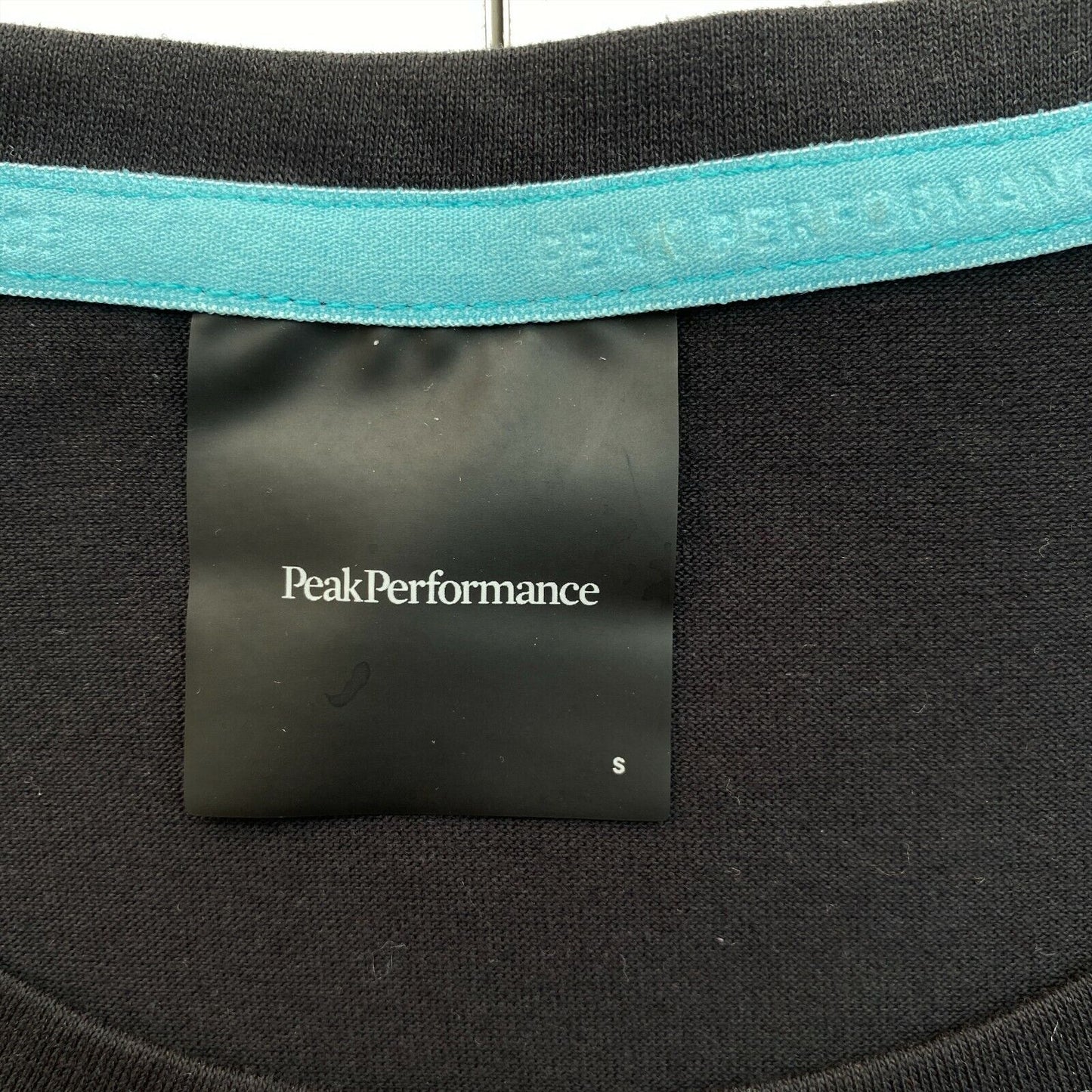 Peak Performance Black Crew Neck T Shirt Size S