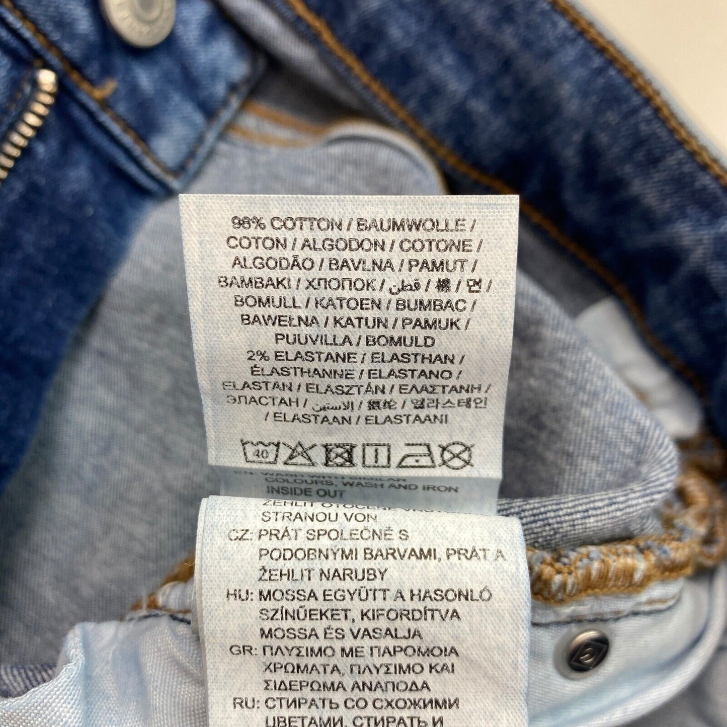 GANT – Farla – verkürzte Slim-Jeans in Blau, Größe W29