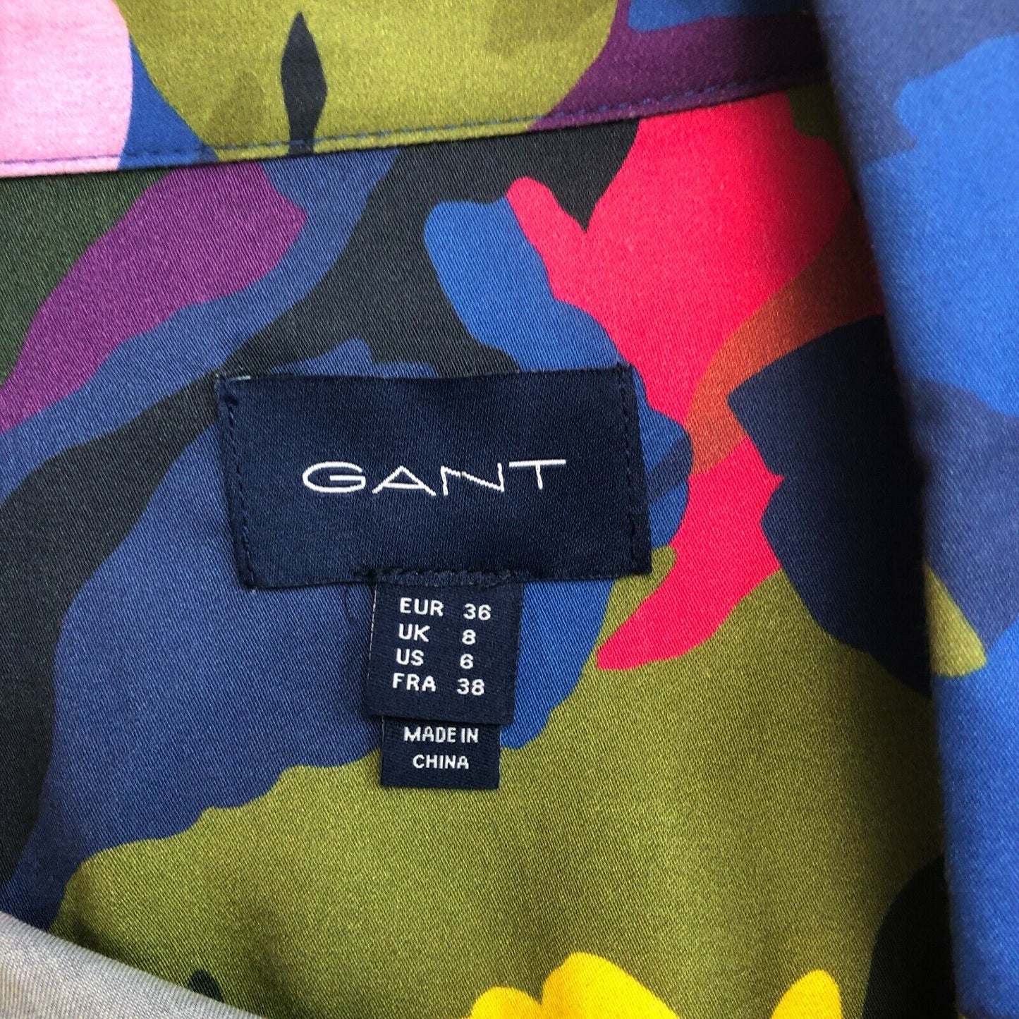 GANT Hemdblusenkleid mit Gürtel und farbigem Blumendruck, Größe EU 36, UK 8, US 6