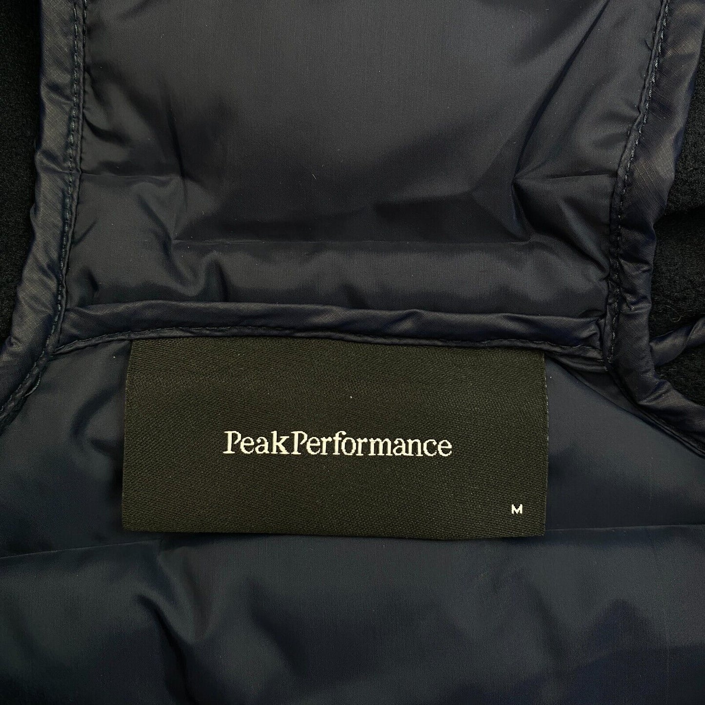 Peak Performance Women Navy Blue Argon Hybrid Hooded Insulated Jacket Size M