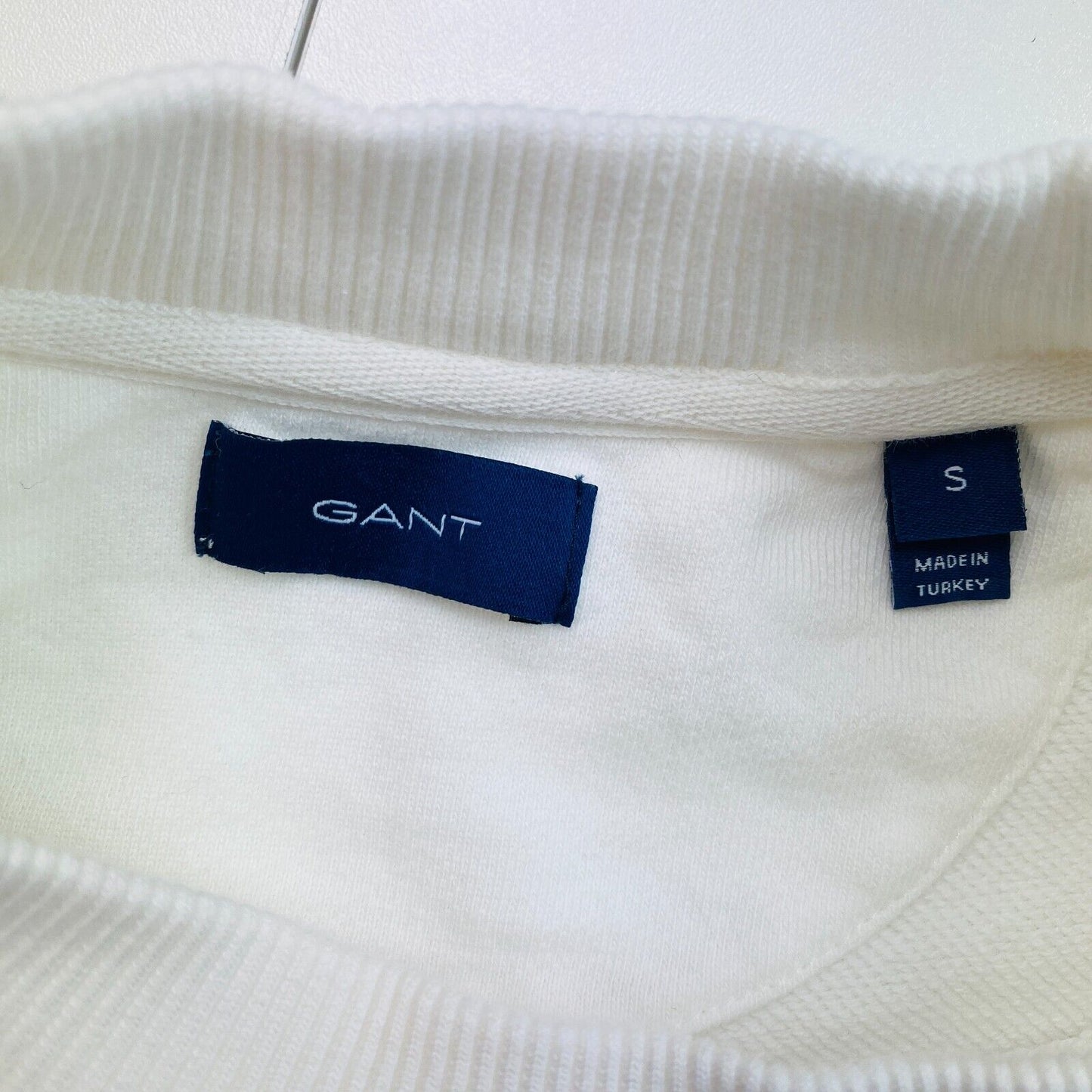 GANT White Icon G Essential Crew Neck Sweater Pullover Size S