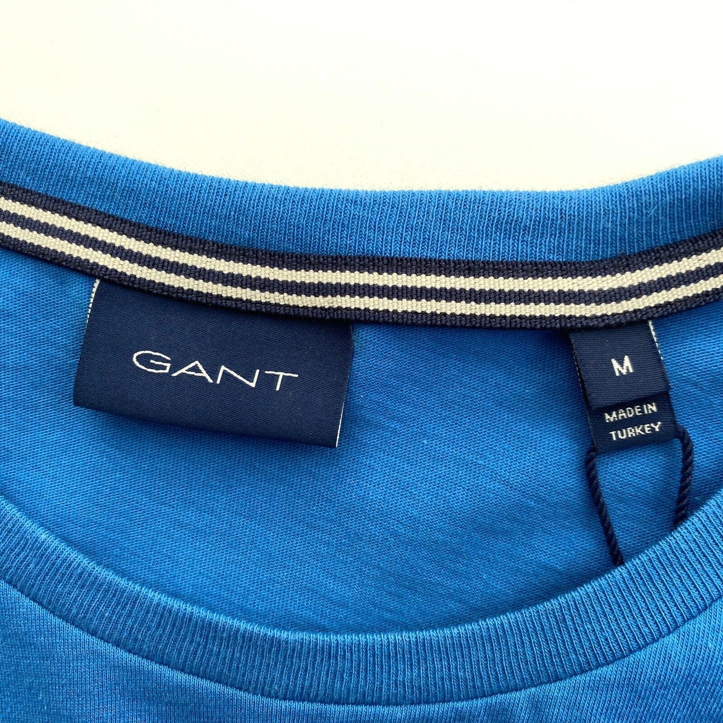 GANT T-Shirt mit Rundhalsausschnitt und Logo, Blau, Größe M