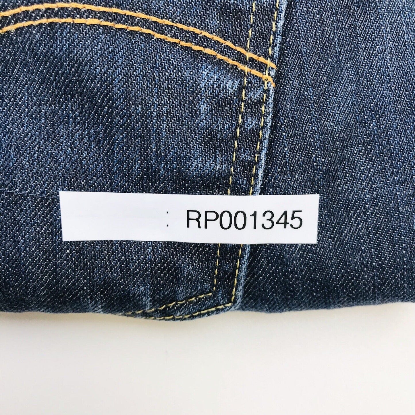 G-STAR RAW 3301 Dunkelblaue Jeans mit normaler gerader Passform, Größe W32 L34