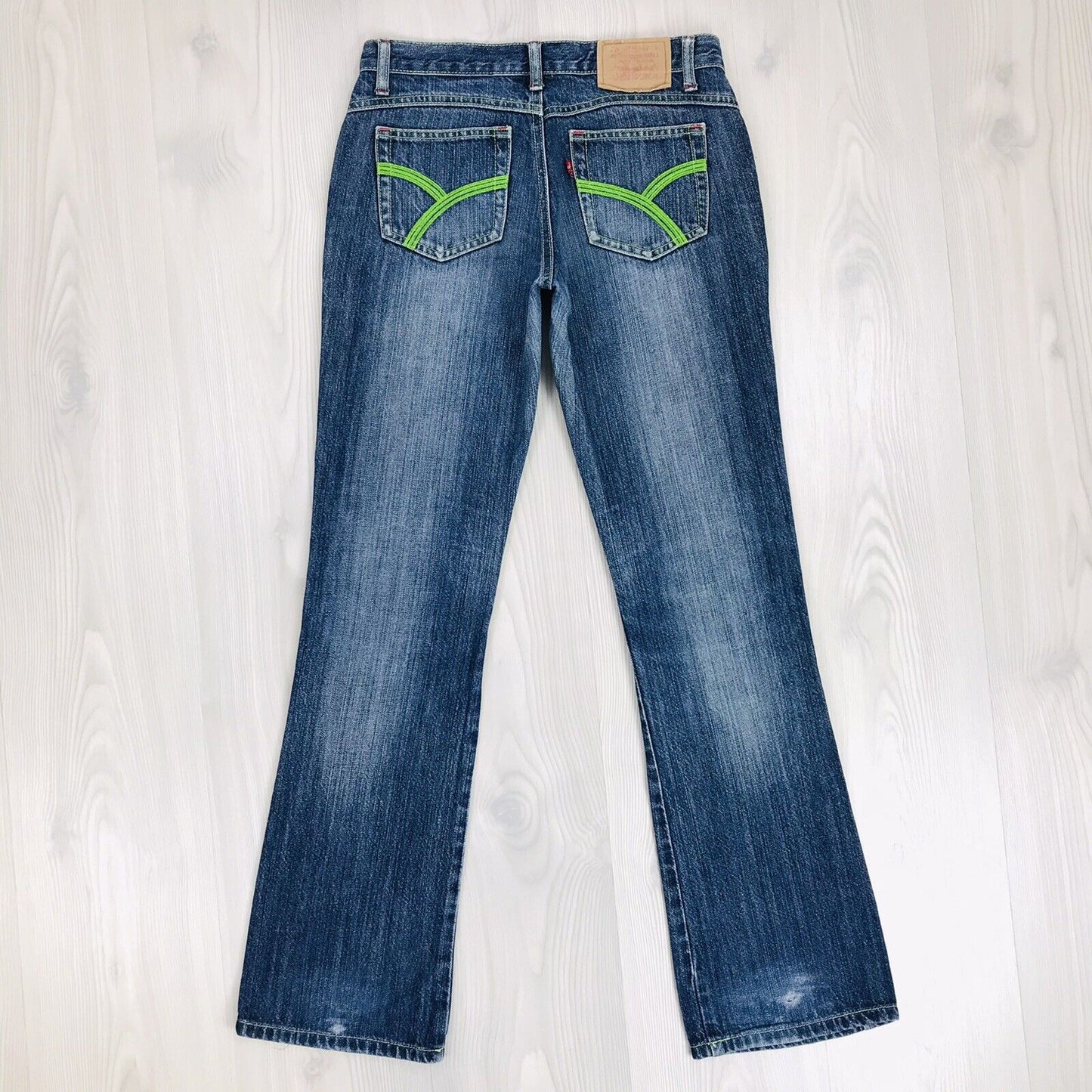 Vintage Levi's Women Blue Regular Bootcut Fit Jeans Size W27 L32