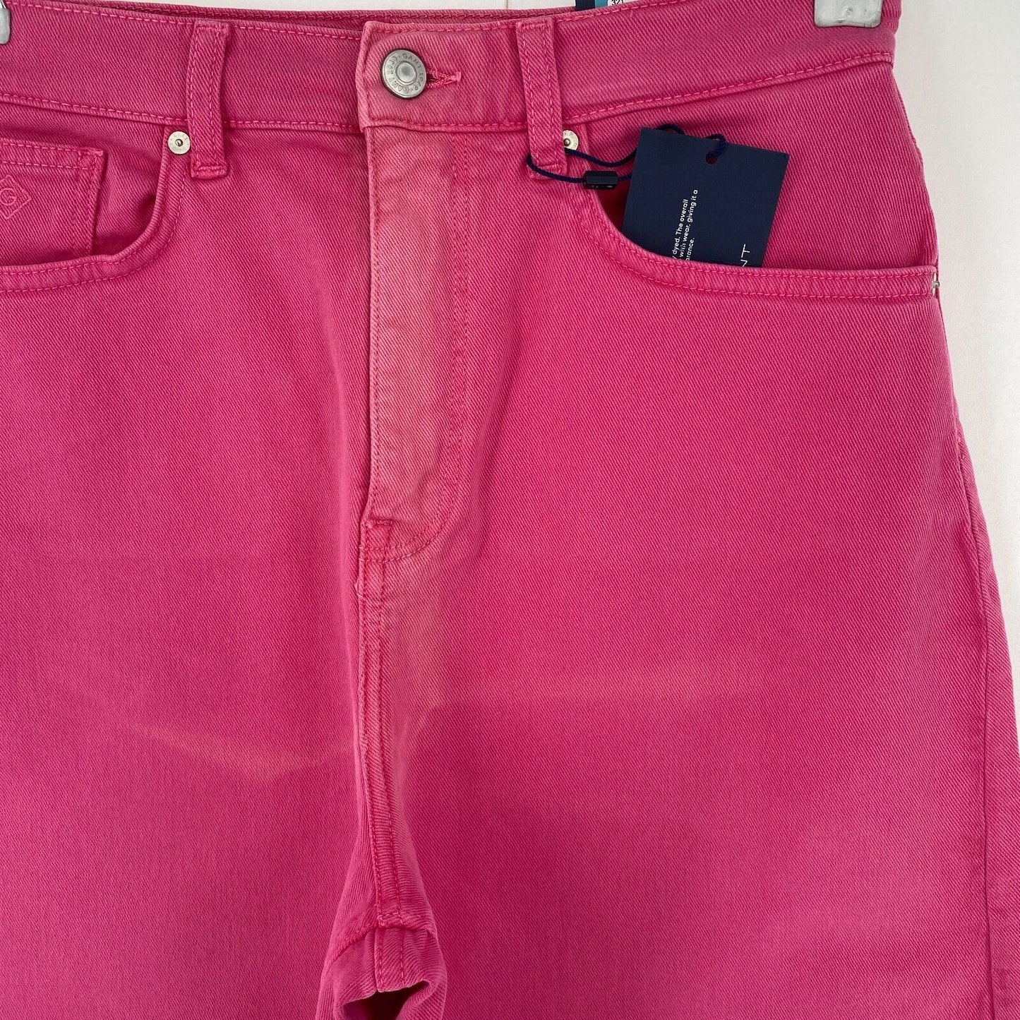 GANT Femmes Rose Regular Fit Denim Shorts Taille W28