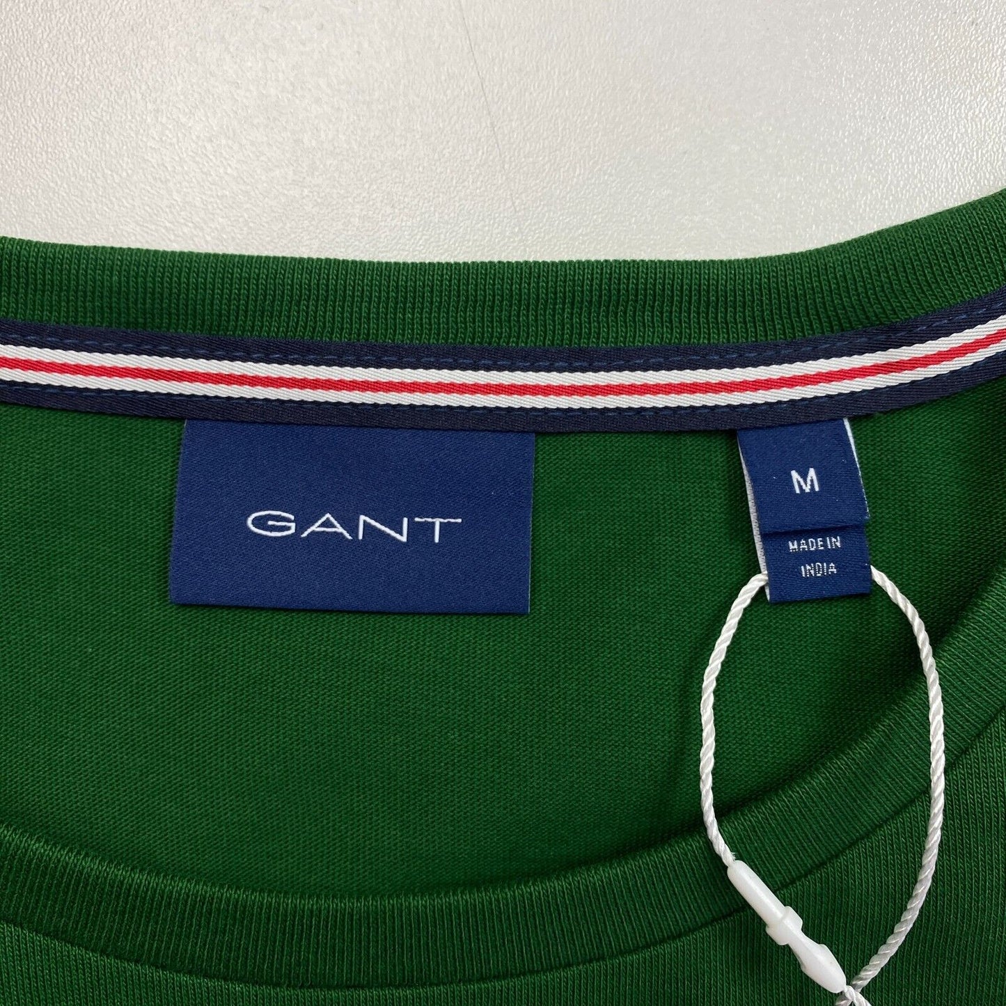 GANT Green Banner Shield Long Sleeves Crew Neck T Shirt Size M