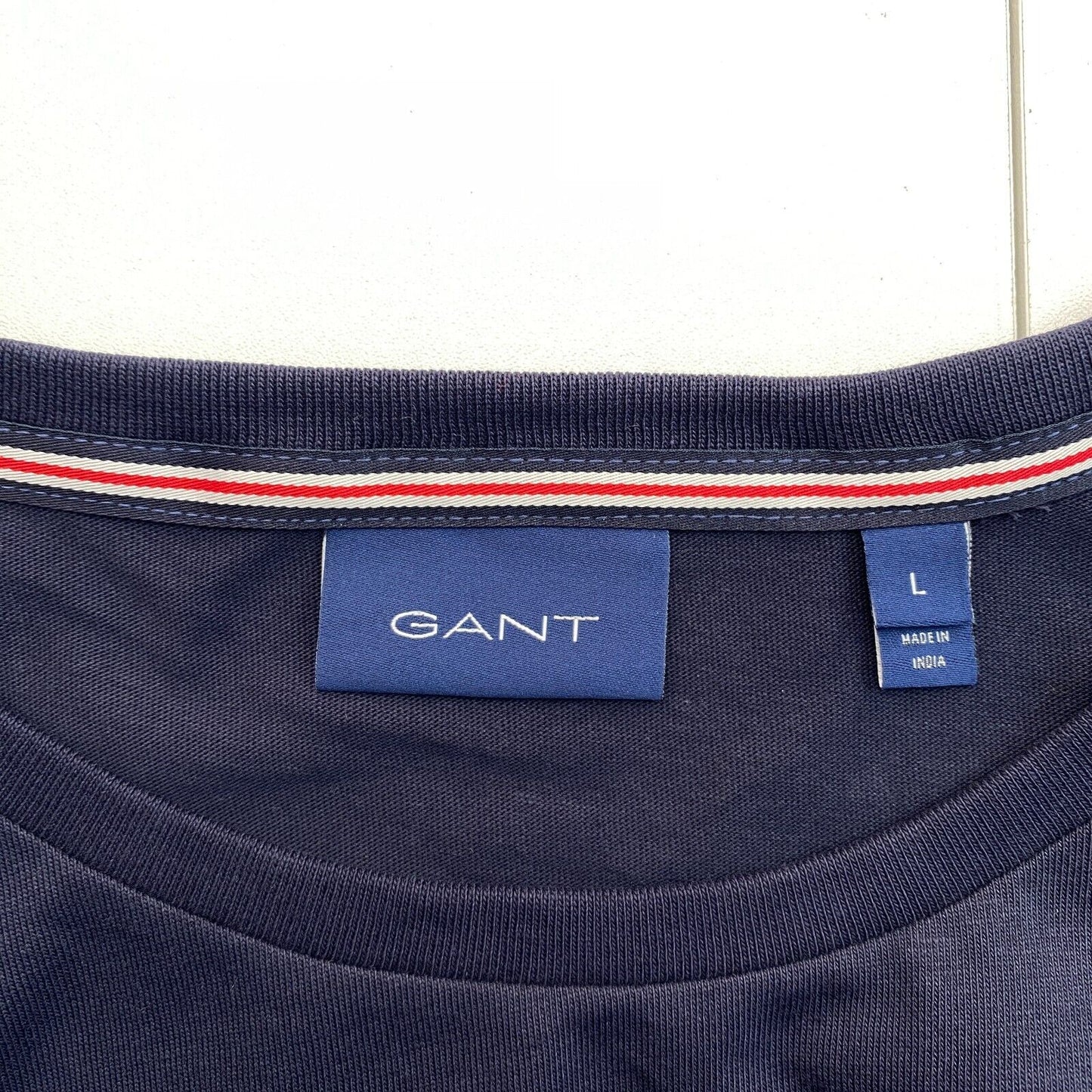 GANT Men Navy Blue Retro Shield Crew Neck Long Sleeves T Shirt Size L