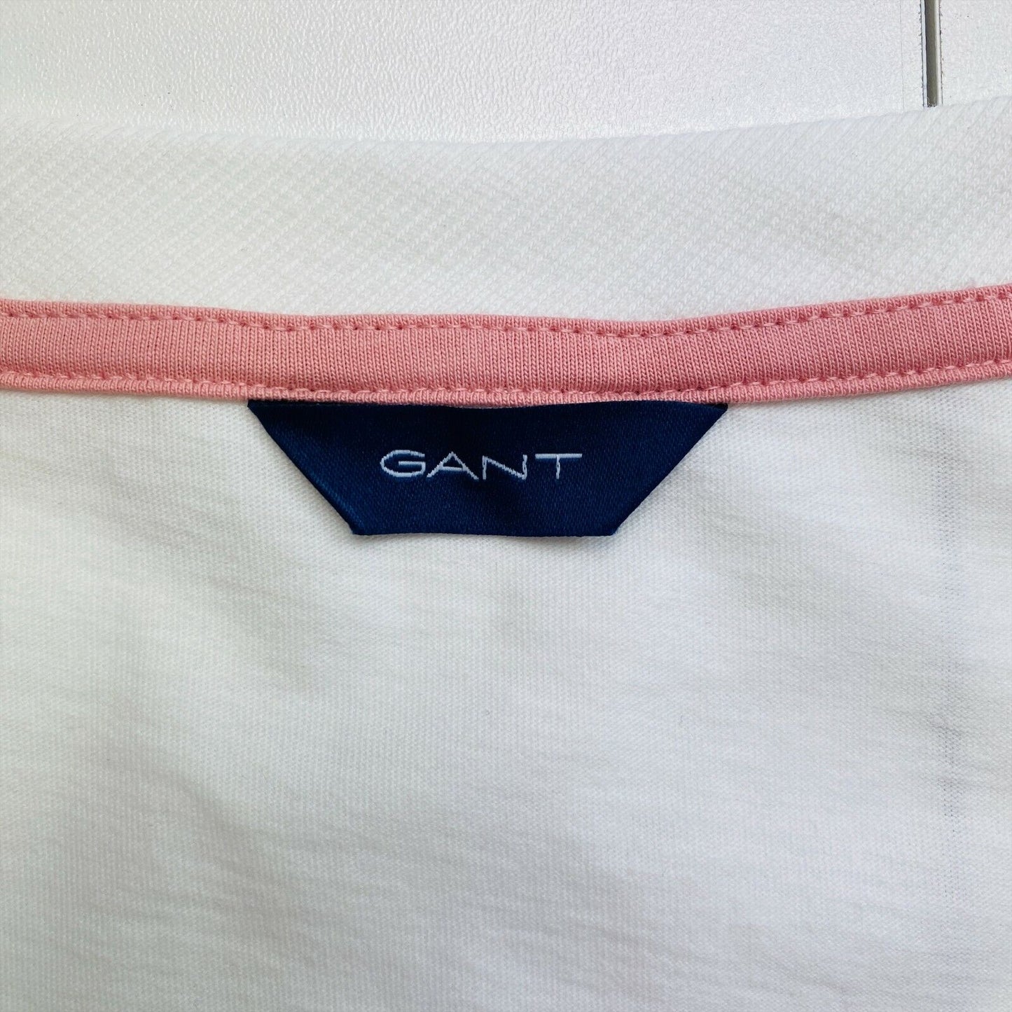 GANT T-shirt col rond pivoines blanches taille L 2XL