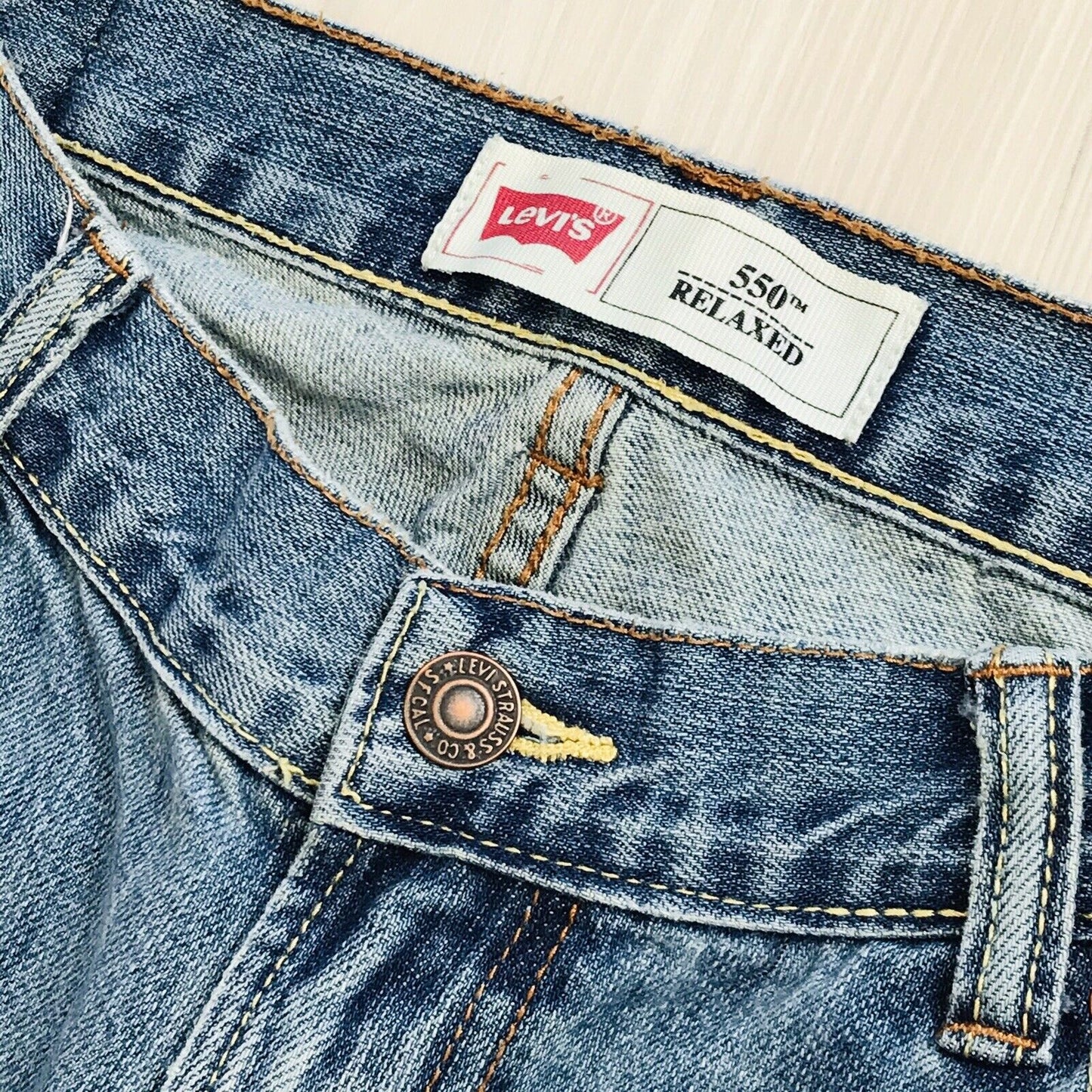 Vintage Levi's 550 Boys Blue Relaxed Straight Fit Jeans 12 H / W32 L27