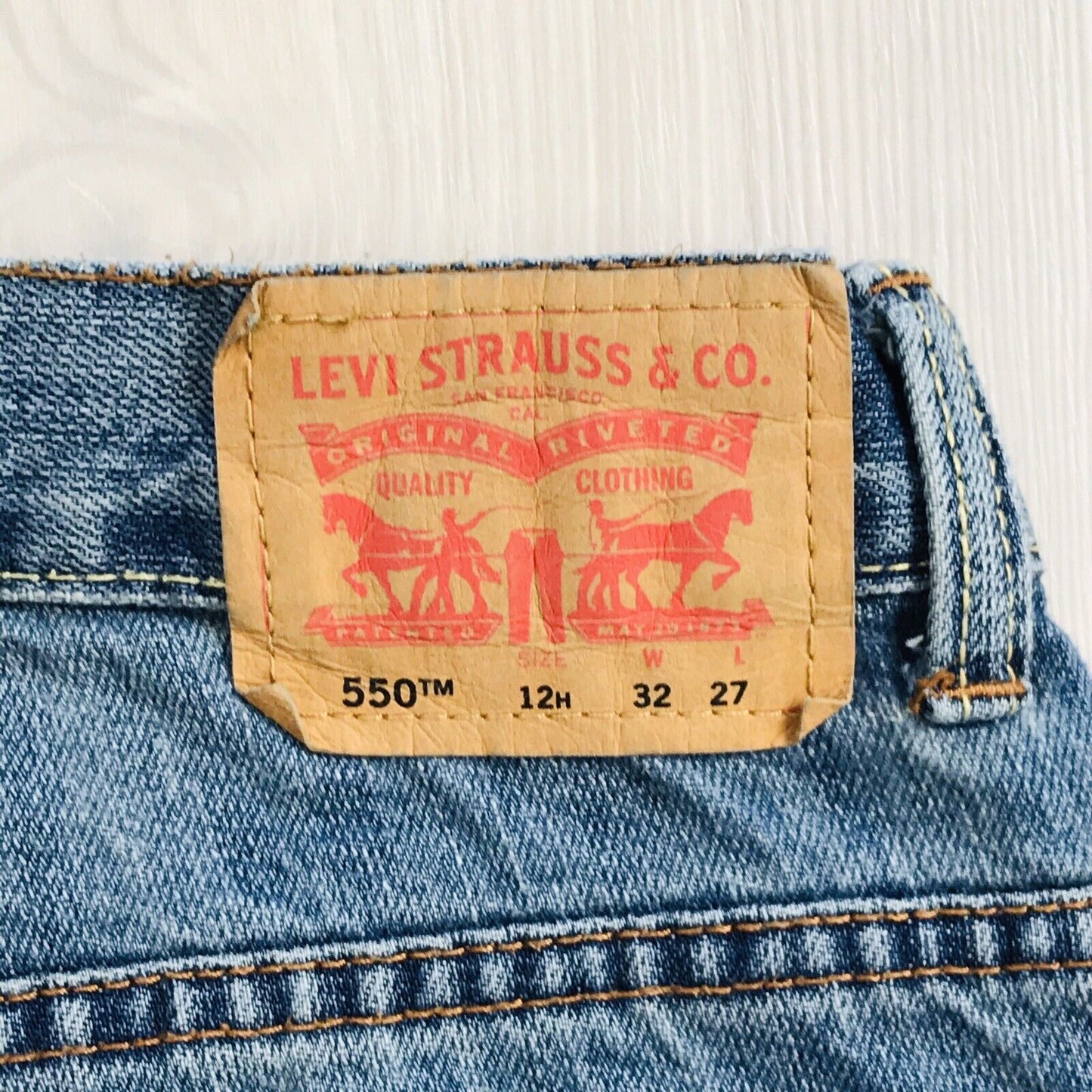 Vintage Levi's 550 Boys Blue Relaxed Straight Fit Jeans 12 H / W32 L27