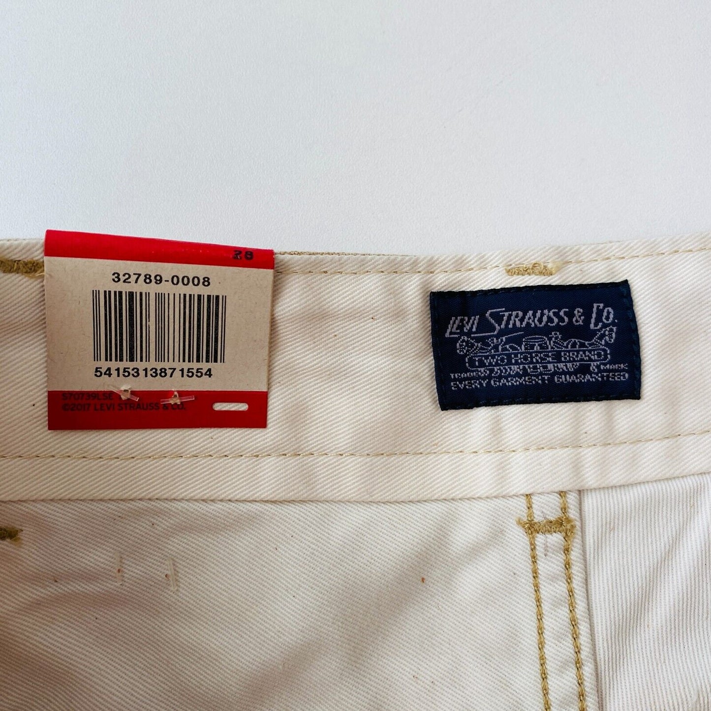 Levi's Beige Mens Loose Fit Utility Cargo Shorts W28